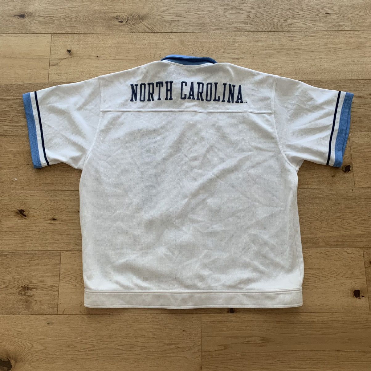 Jordan Brand Vintage Nike UNC Button Up Jersey Size US XL / EU 56 / 4 - 2 Thumbnail
