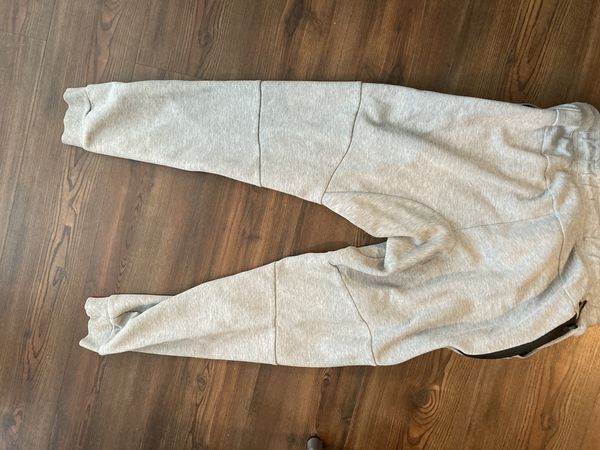 Nike Nike grey tech fleece joggers medium/tall