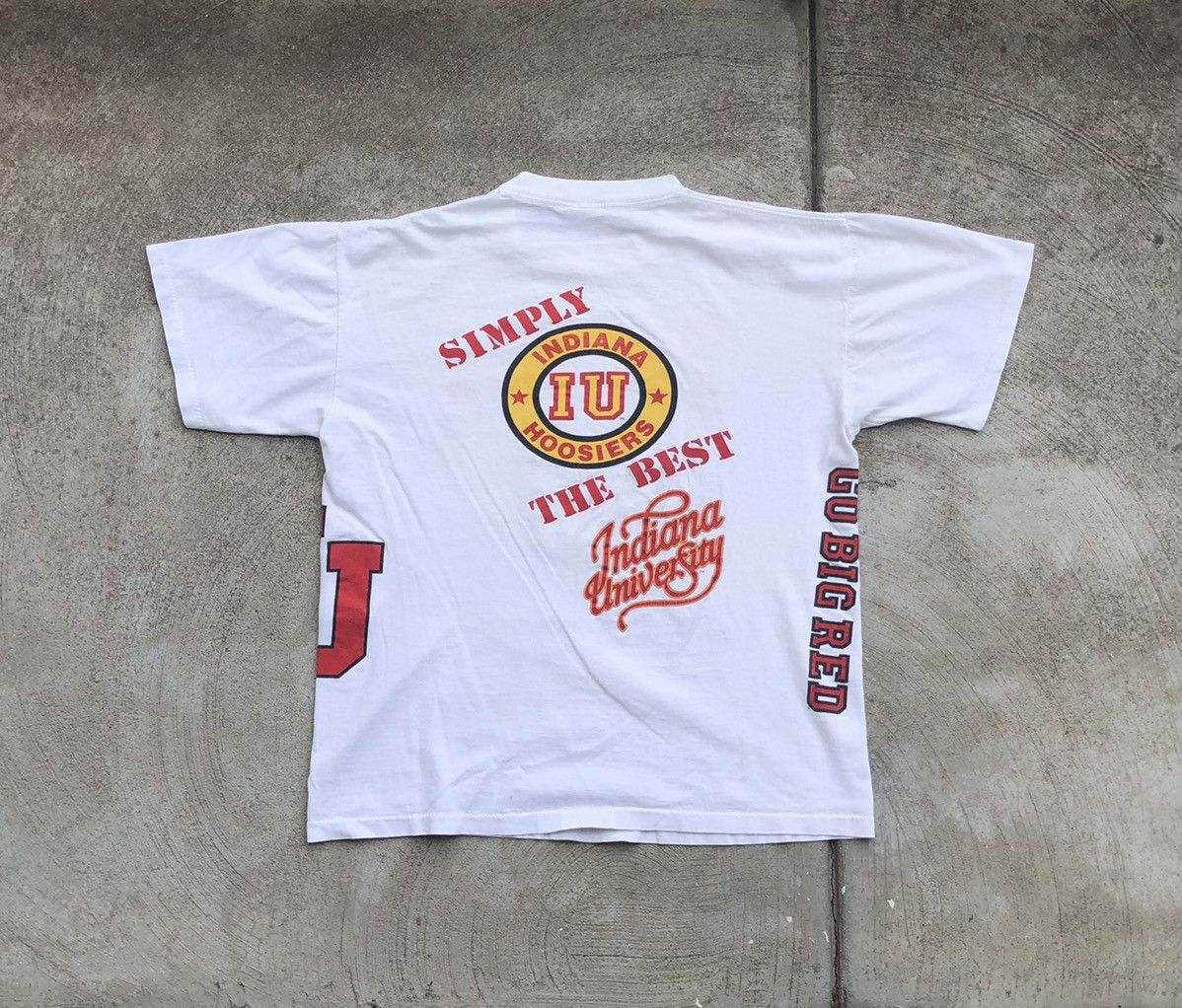 Other Vintage Indiana University Simply the Best AOP T-shirt 90s Size US L / EU 52-54 / 3 - 2 Thumbnail