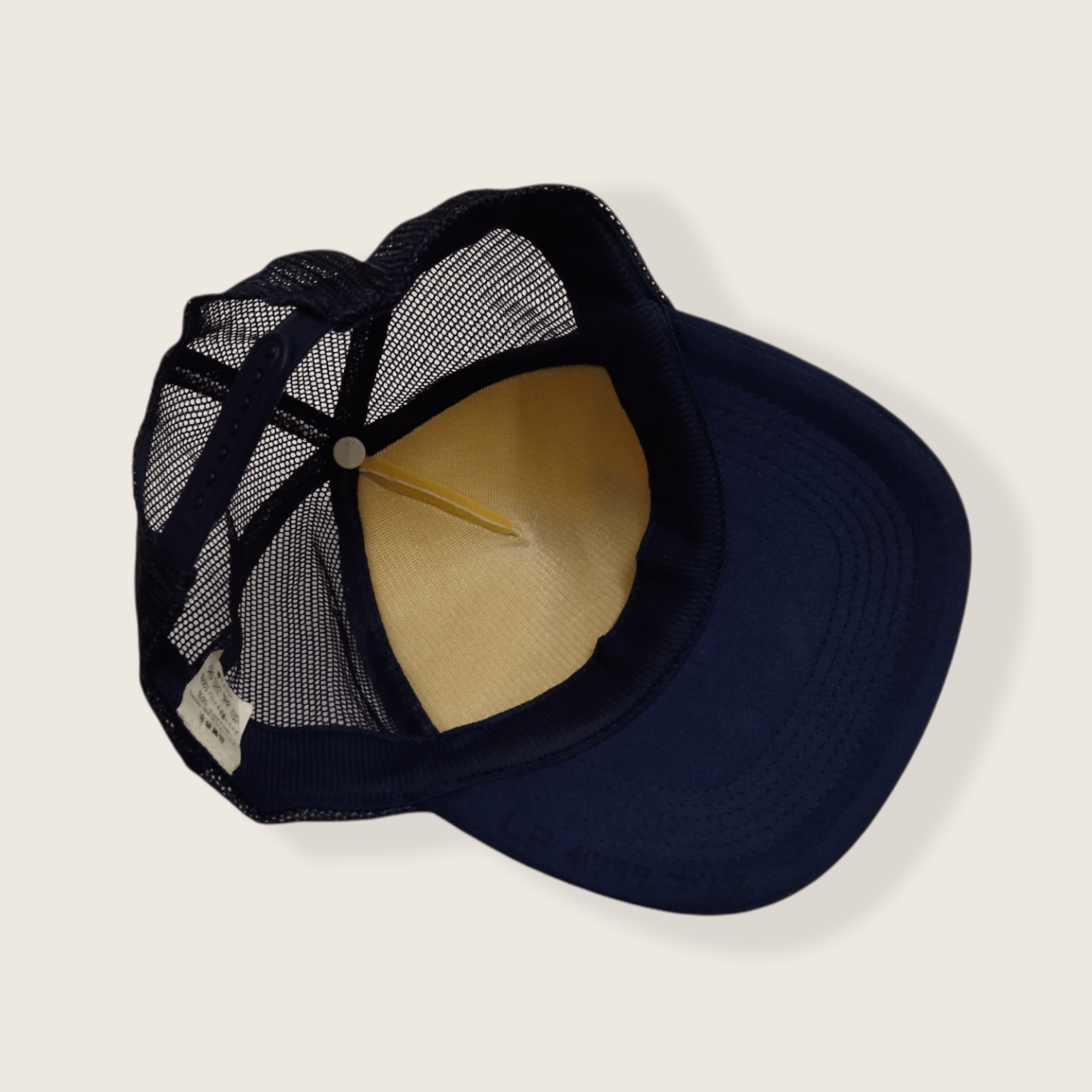 Japanese Brand RARE LIMITED EDITION ROCK IN JAPAN 2015 TRUCKER SNAPBACK Size ONE SIZE - 14 Thumbnail