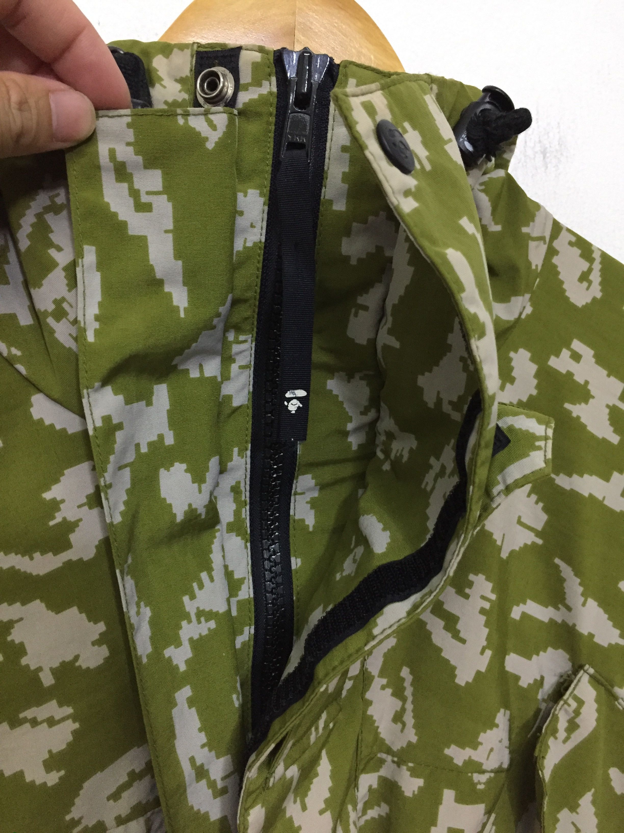 Bape 1998 Snowboard Camo parka jacket Size US M / EU 48-50 / 2 - 10 Thumbnail