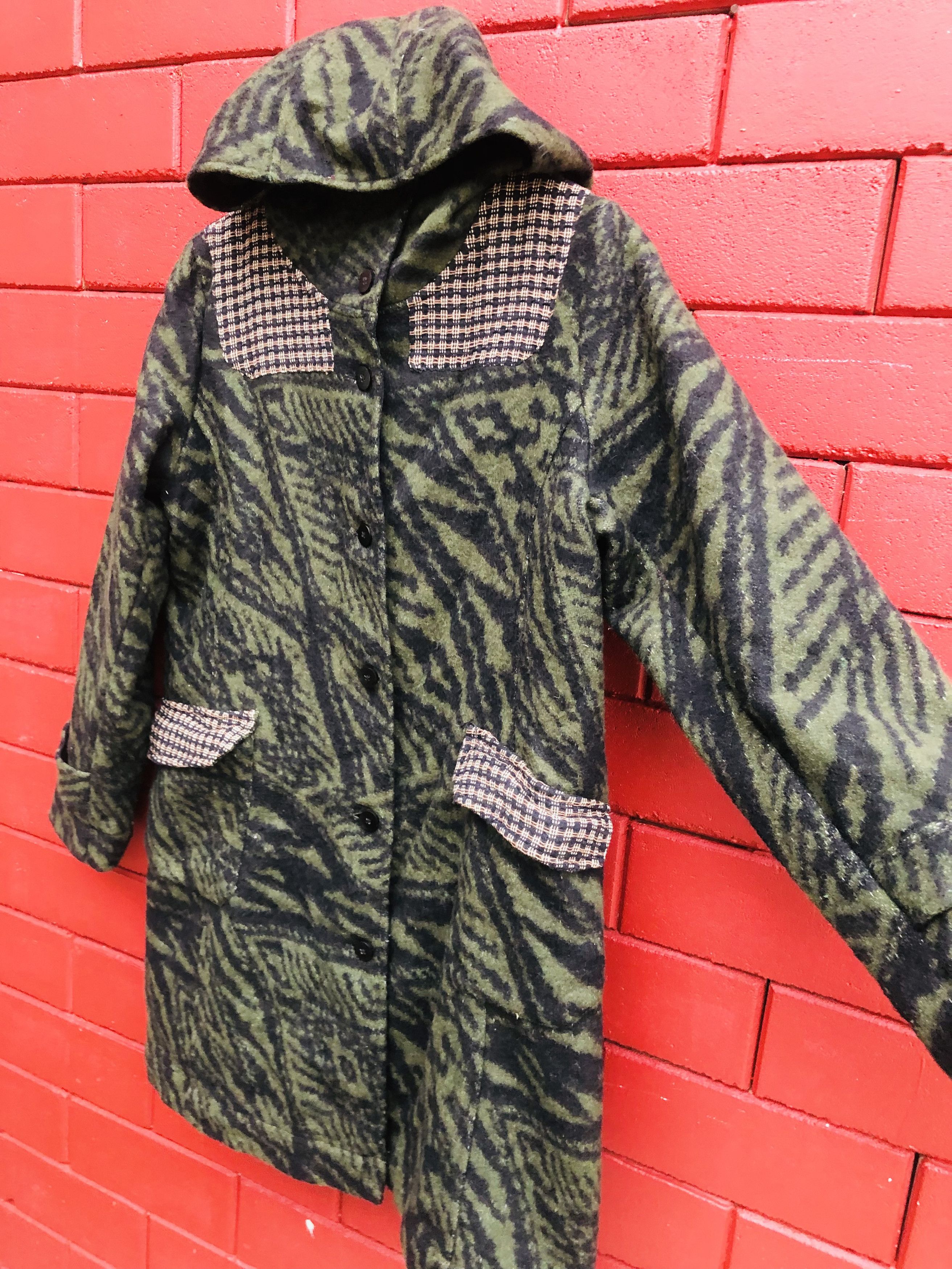 Japanese Brand Vintage Japanese Designer Women Fashion Style Size US M / EU 48-50 / 2 - 4 Thumbnail