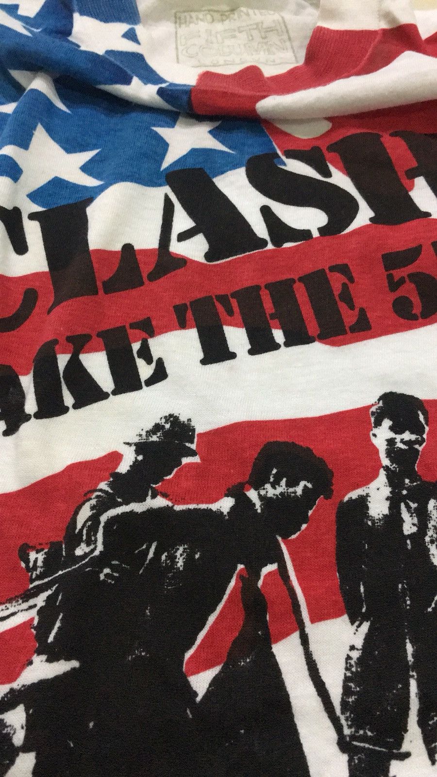 Band Tees × Fruit Of The Loom × Vintage Vintage 70s The Clash Fifth Column Take The 5 Th Tour Shirt Size US M / EU 48-50 / 2 - 7 Thumbnail