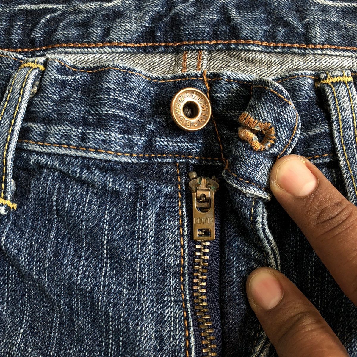 Edwin Vintage Edwin 505zx Selvedge Distressed Denim Jeans Size US 33 - 6 Thumbnail