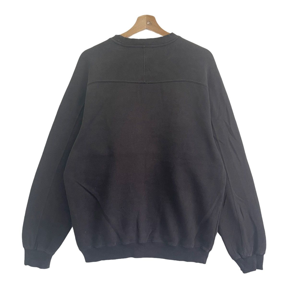 Adidas Adidas Embroidered Small Logo Crewneck Sweatshirt Size M Size US M / EU 48-50 / 2 - 6 Thumbnail