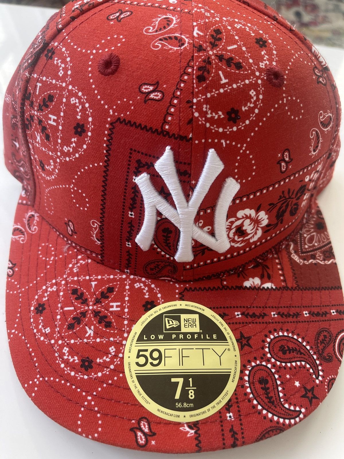 Kith × New Era Red Paisley New Era x Kith Yankees fitted cap | Grailed