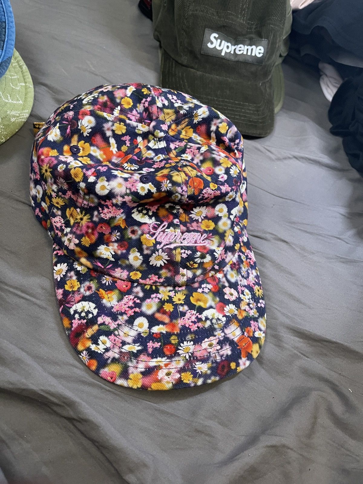 帽子 Supreme Liberty Floral 6-panel Yellow Supreme Liberty Floral 6-Panel (SS21) - $54