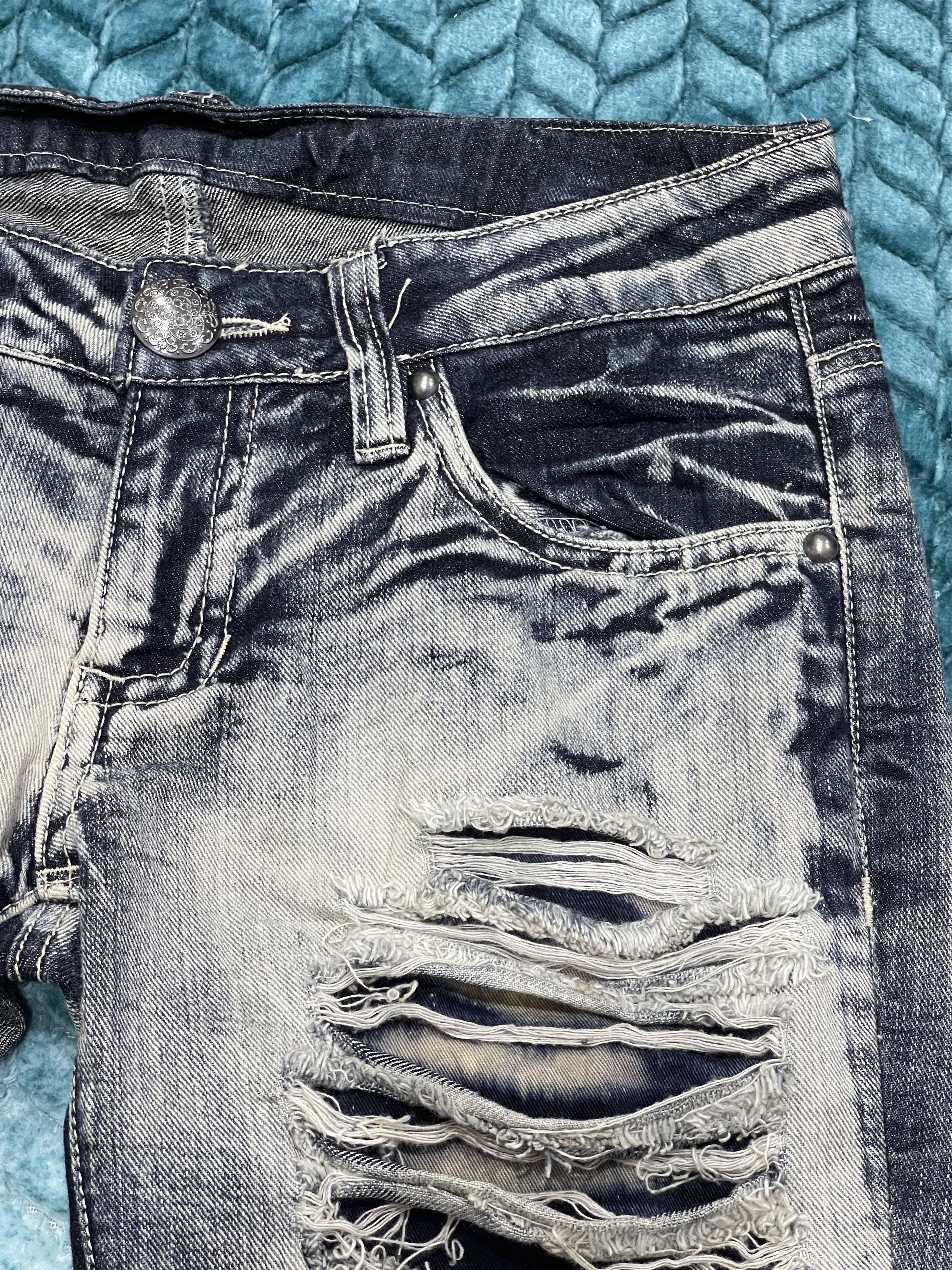 Japanese Brand Special Grazie Design Distress Denim Pants Size US 31 - 4 Thumbnail