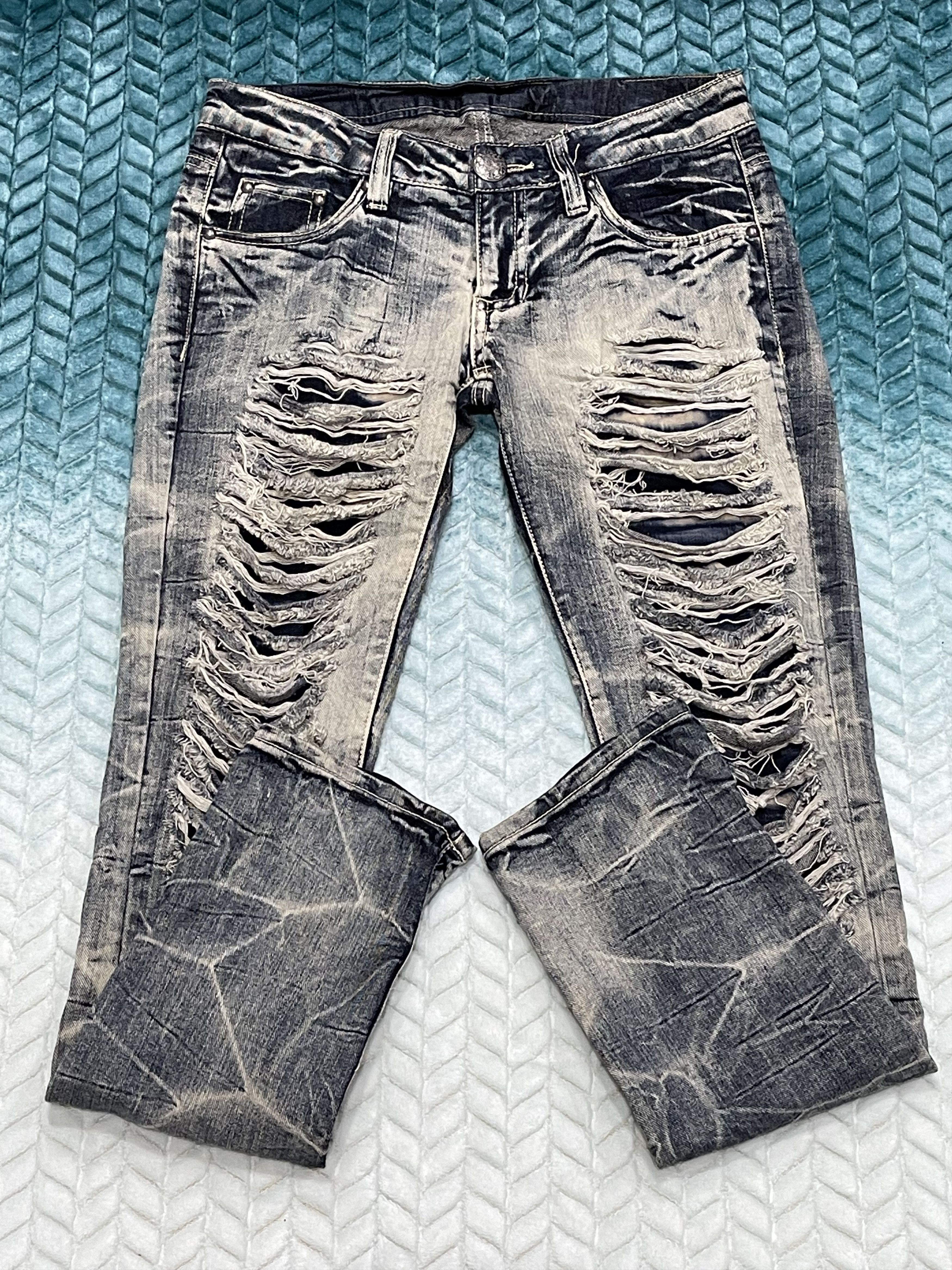 Japanese Brand Special Grazie Design Distress Denim Pants Size US 31 - 7 Thumbnail