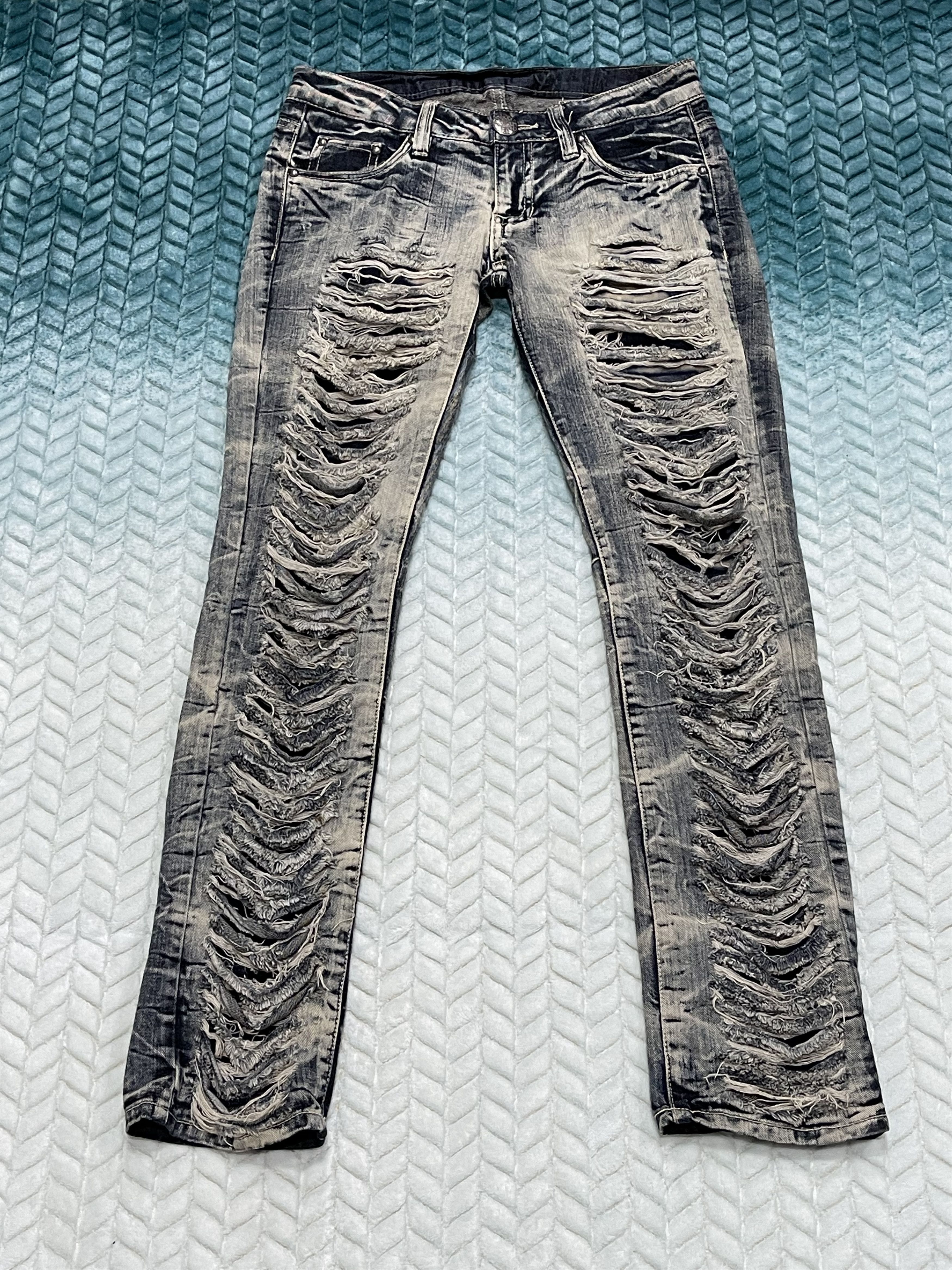 Japanese Brand Special Grazie Design Distress Denim Pants Size US 31 - 1 Thumbnail