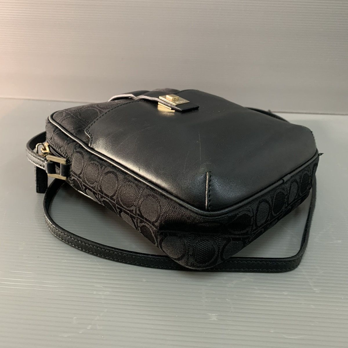 Salvatore Ferragamo Salvatore Ferragamo Black Slingbag Size ONE SIZE - 3 Thumbnail