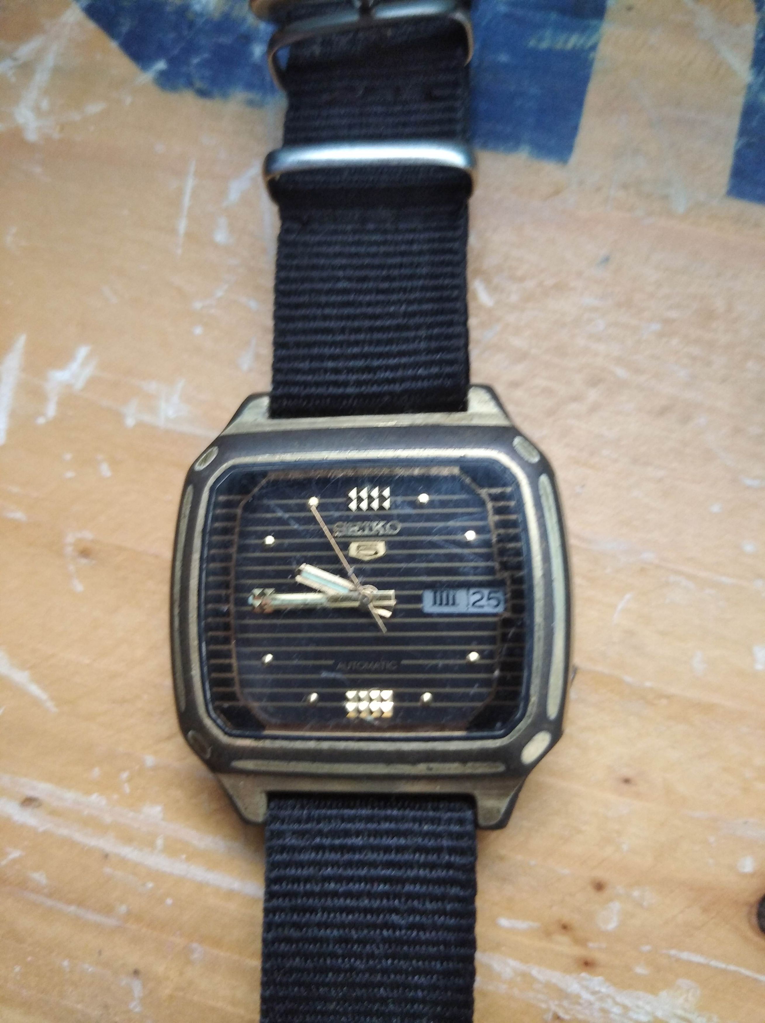 Vintage Seiko 5 automatic watch