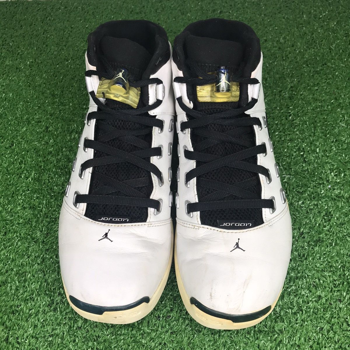 Nike Air Jordan 17 College Blue 2002 Size US 12 / EU 45 - 2 Thumbnail