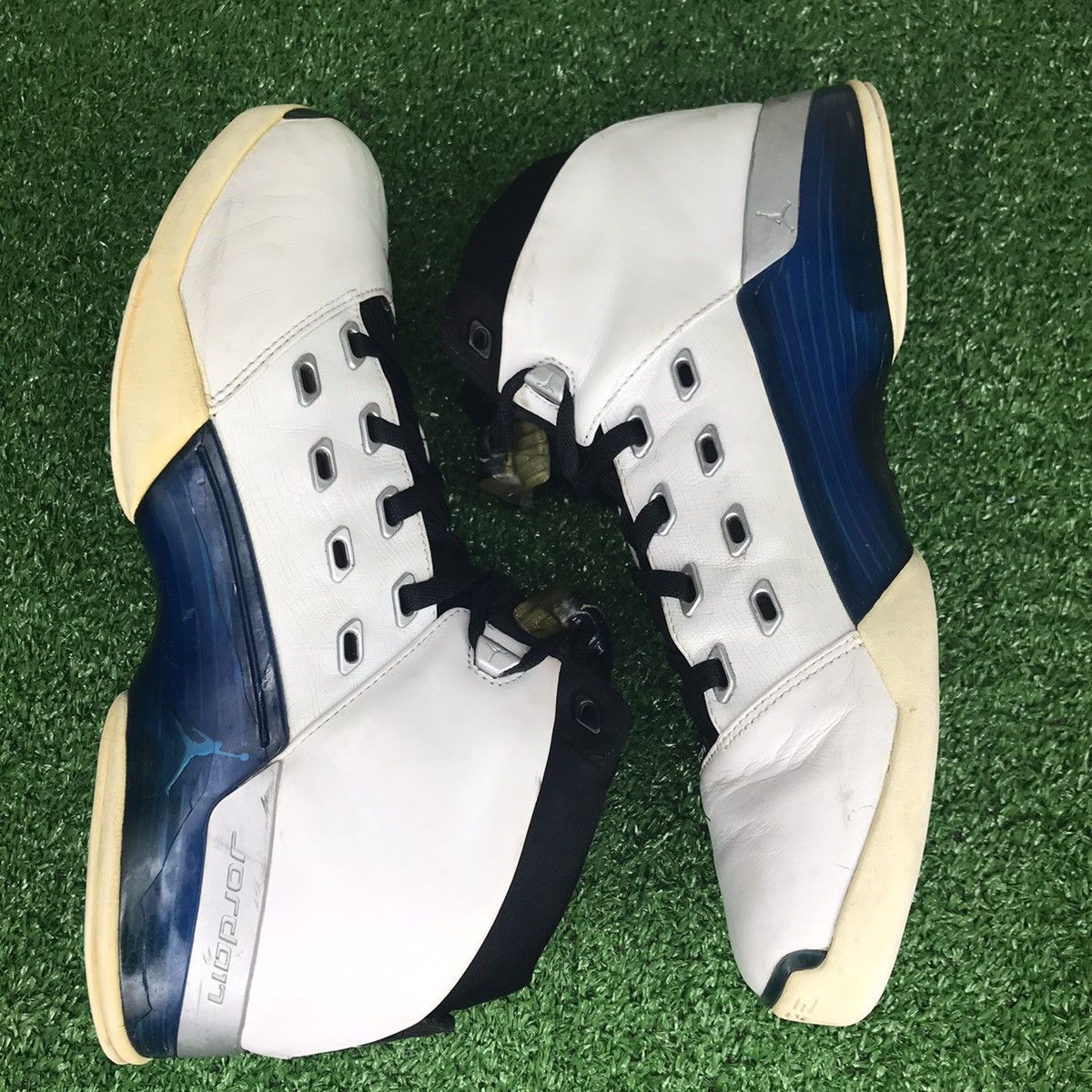 Nike Air Jordan 17 College Blue 2002 Size US 12 / EU 45 - 8 Thumbnail