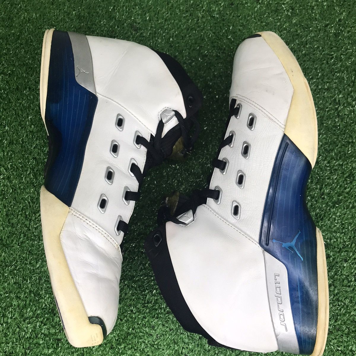 Nike Air Jordan 17 College Blue 2002 Size US 12 / EU 45 - 9 Thumbnail