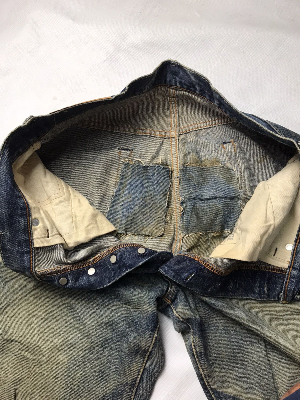Japanese Brand RED SELVAGE ripped denim 14oz index 1960s known as 66x model Size US 31 - 10 Thumbnail