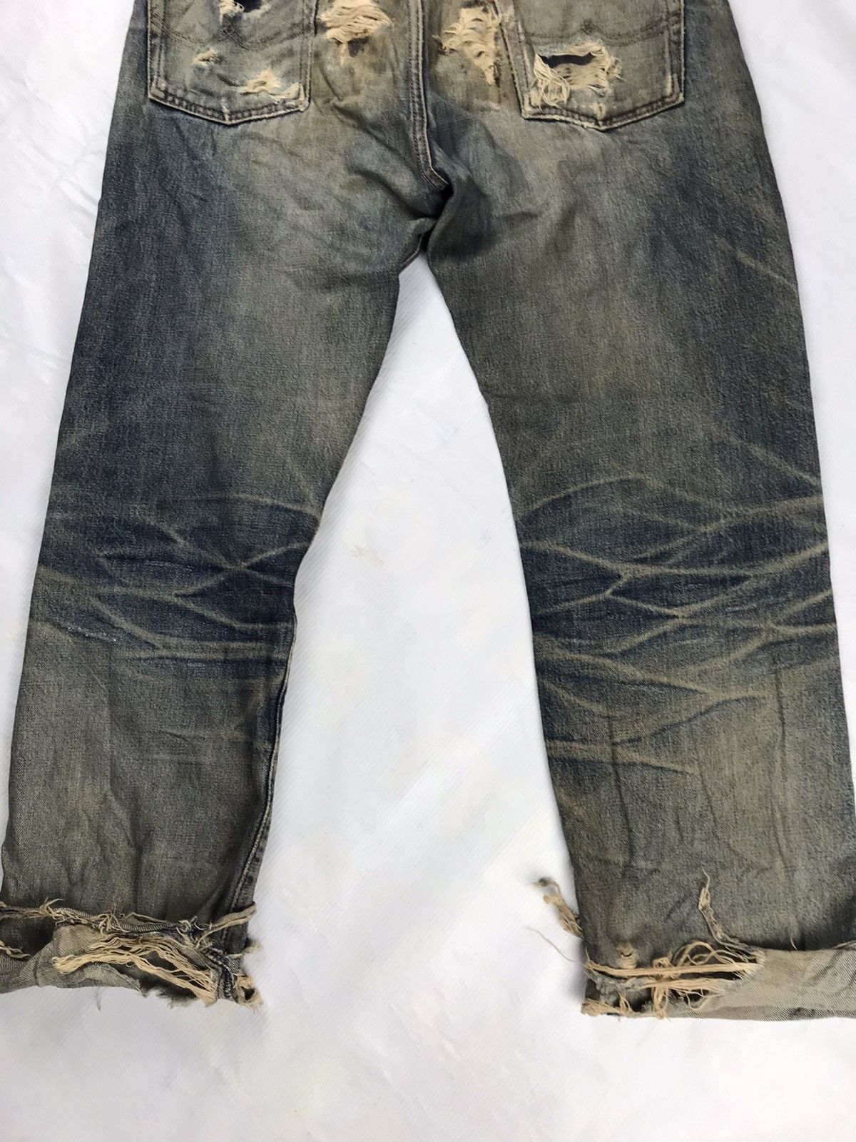 Japanese Brand RED SELVAGE ripped denim 14oz index 1960s known as 66x model Size US 31 - 17 Thumbnail