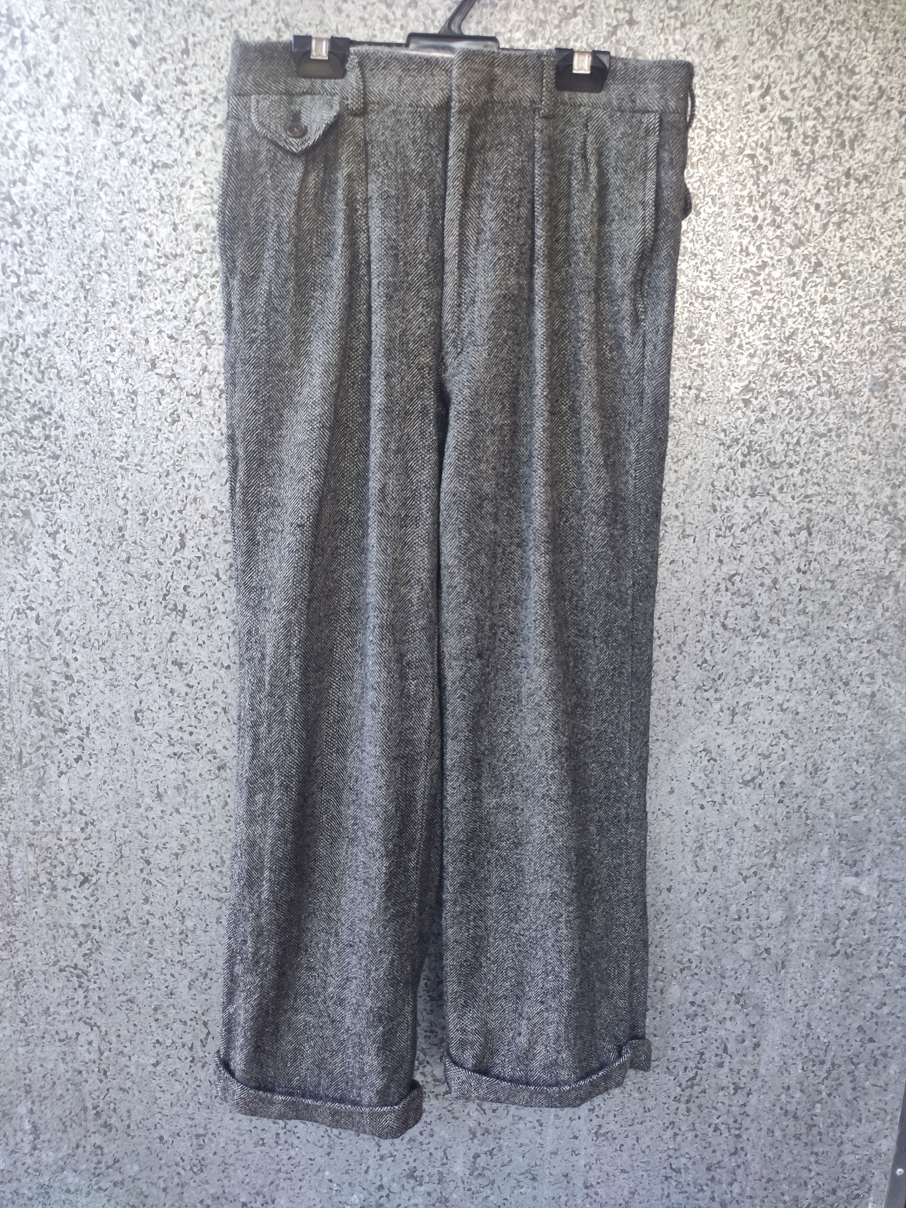 Chaps Ralph Lauren Vintage Chaps Ralph Lauren pants angkle pants wool Size US 28 / EU 44 - 1 Thumbnail
