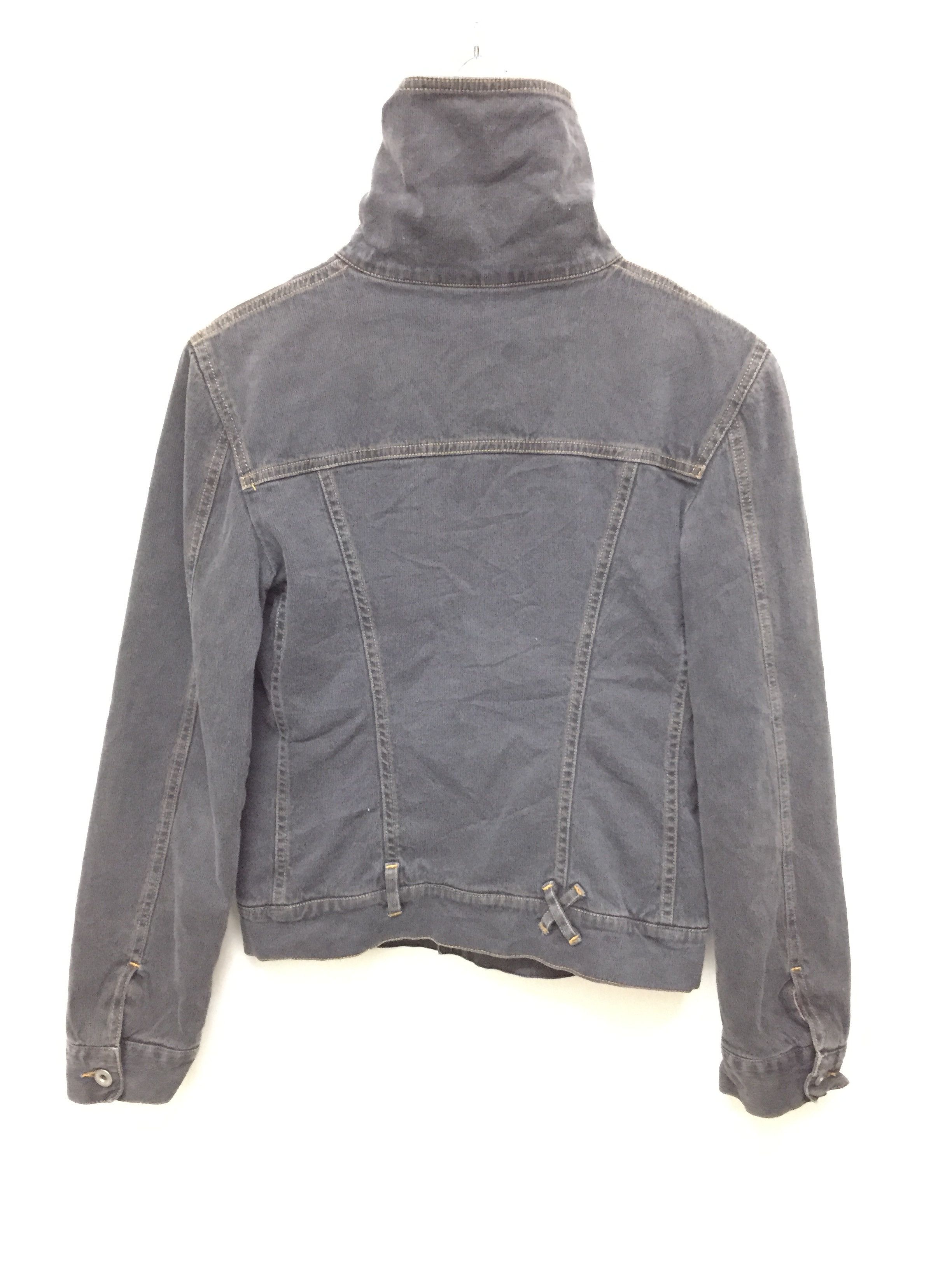 Dolce & Gabbana 1990s Dolce Gabbana Multibutton Quilted denim trucker jacket Size US XS / EU 42 / 0 - 12 Thumbnail