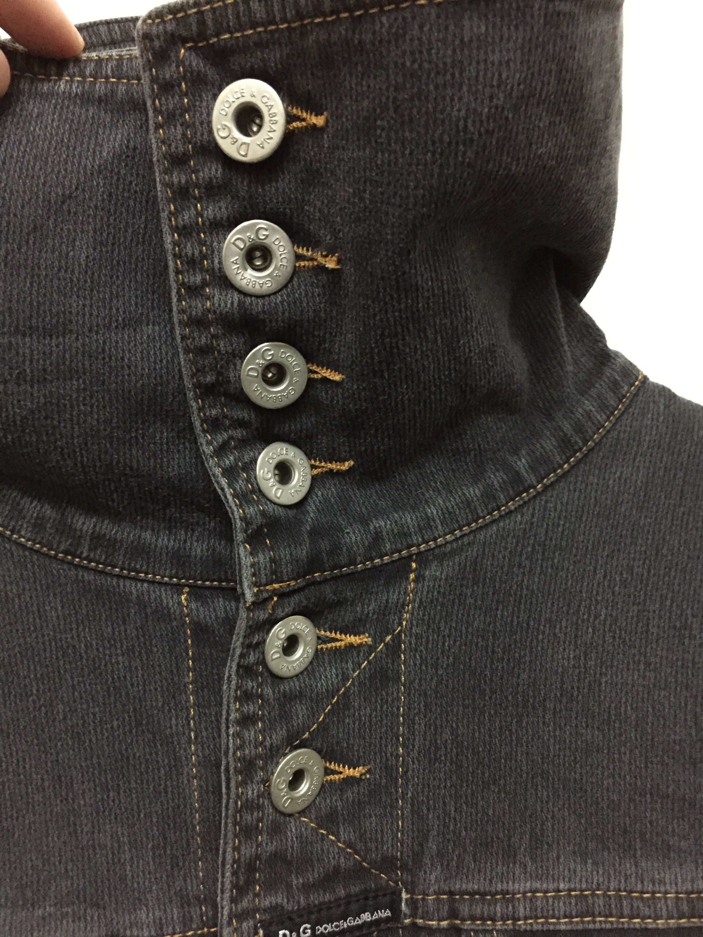 Dolce & Gabbana 1990s Dolce Gabbana Multibutton Quilted denim trucker jacket Size US XS / EU 42 / 0 - 9 Thumbnail