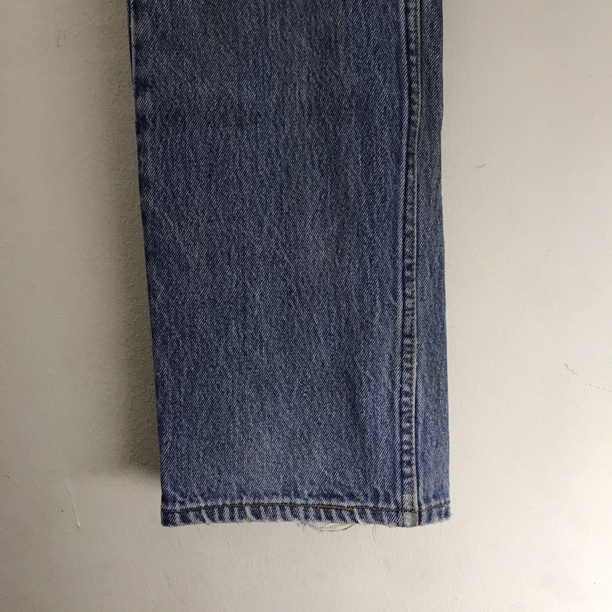Levi's Vintage 90s Levis 501 Distressed Light wash Made in USA Size US 30 / EU 46 - 9 Thumbnail