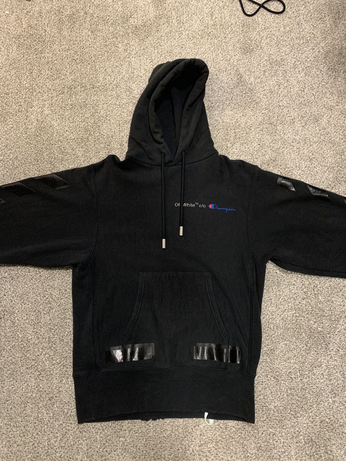 Off-White Off white x Champion Size US XS / EU 42 / 0 - 2 Thumbnail