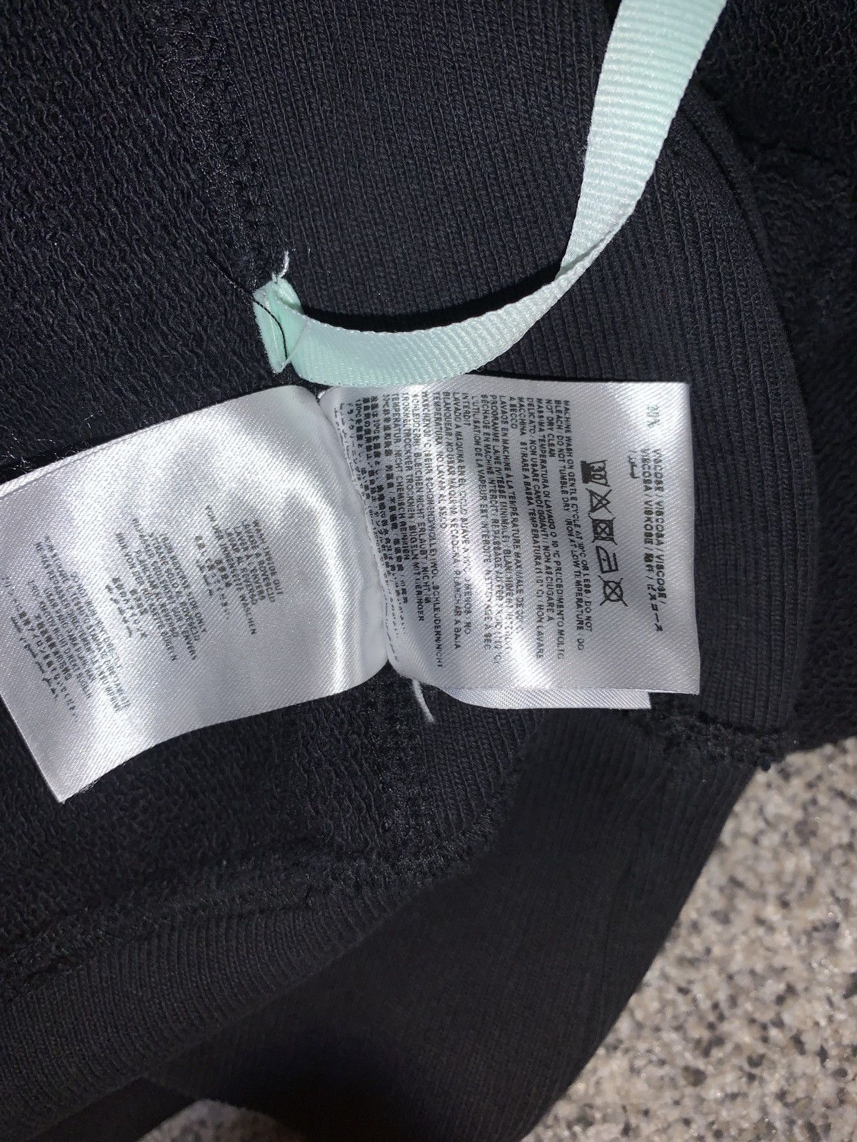 Off-White Off white x Champion Size US XS / EU 42 / 0 - 6 Thumbnail
