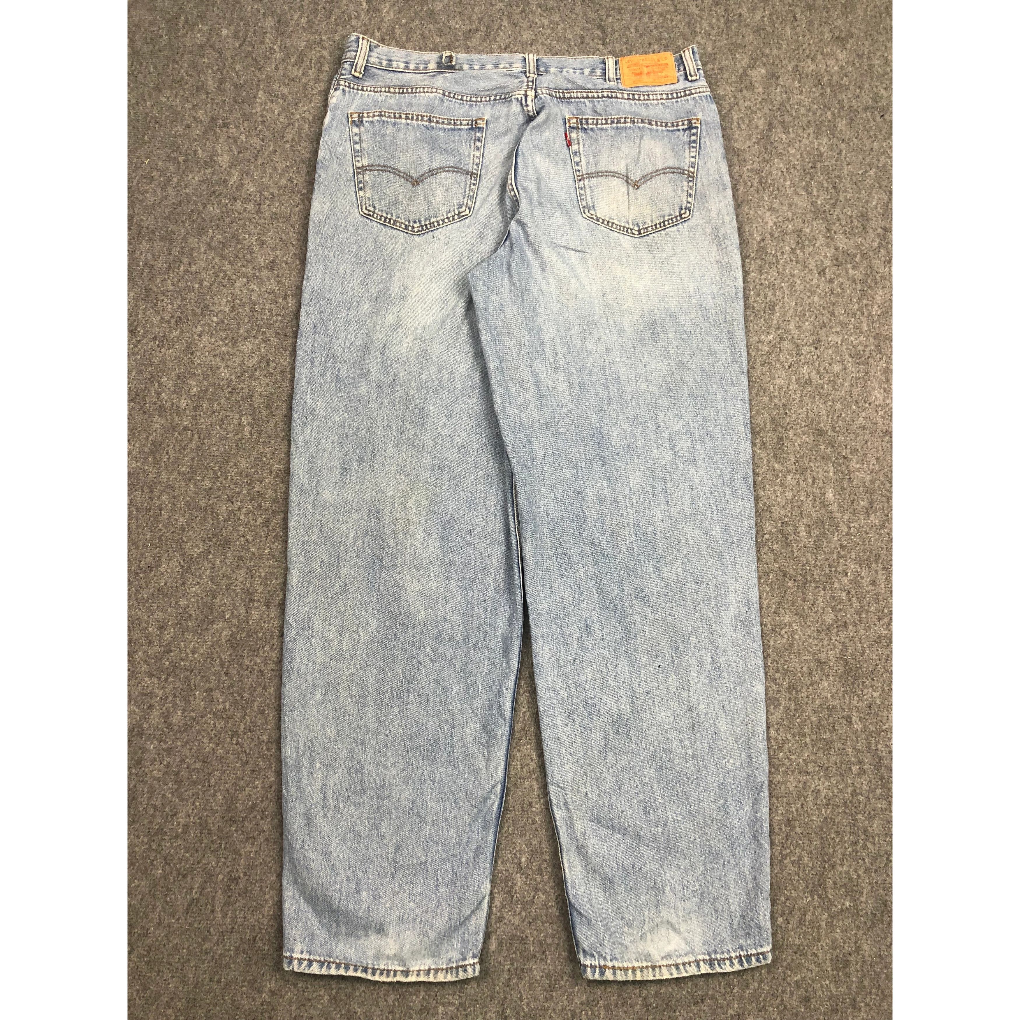 Vintage Levis 560 Jeans DP0458