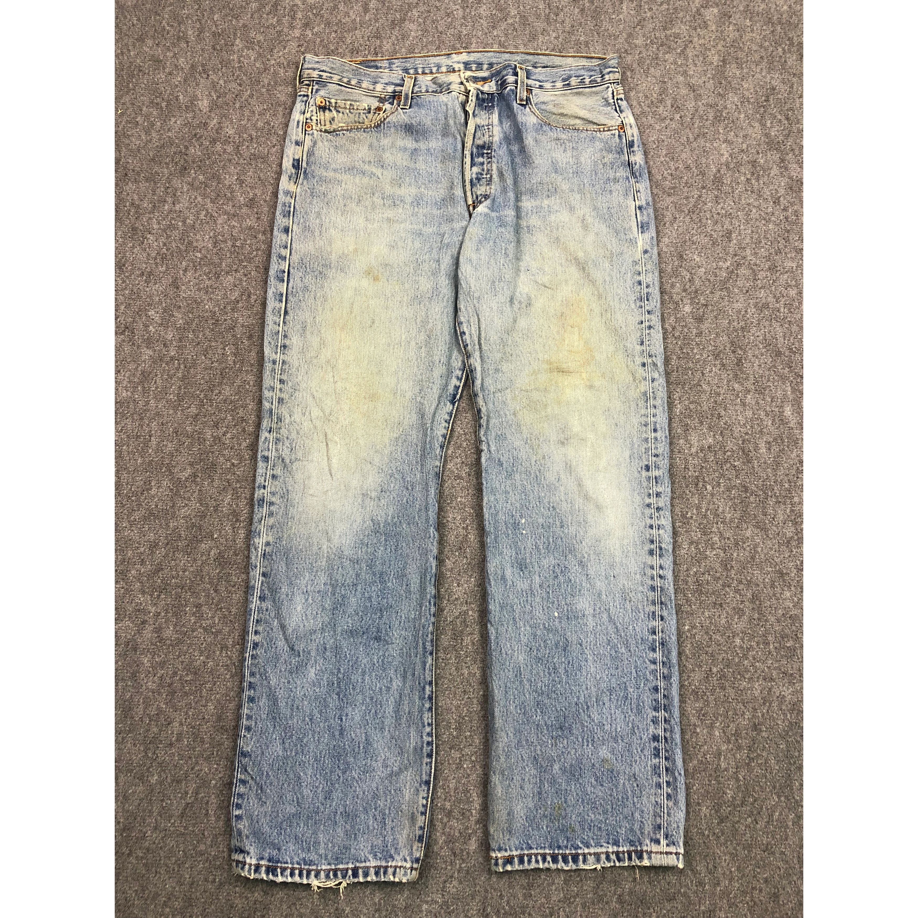 image of Vintage Levis 501 Jeans Lightwash in Blue Denim, Men's (Size 37)