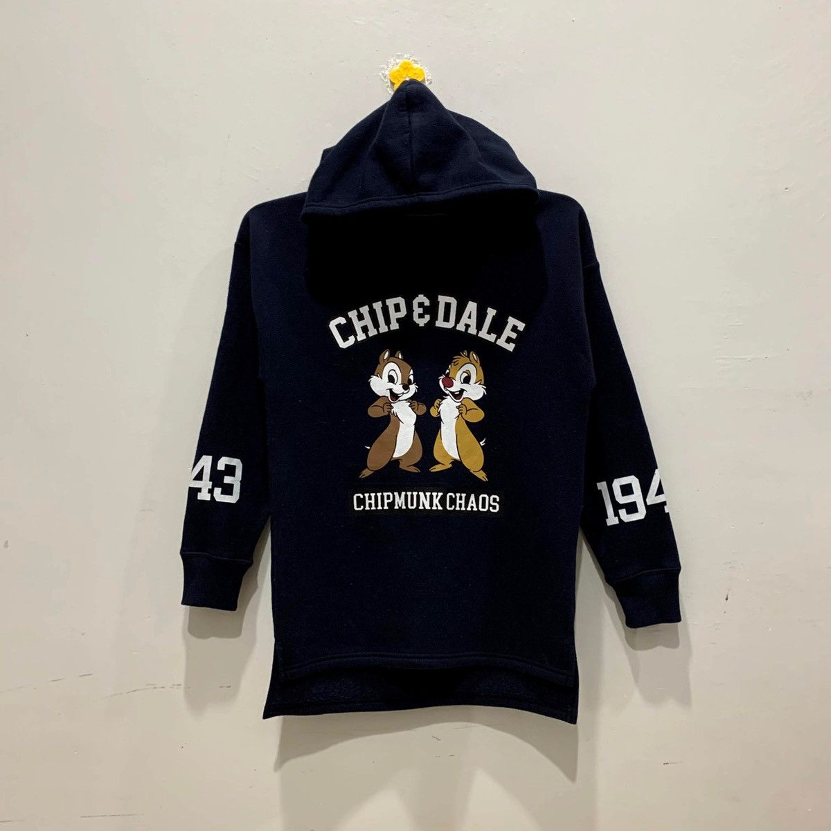 Disney × Japanese Brand × Vintage DISNEY CHIP & DALE Hoodie Size M Fits S Size US S / EU 44-46 / 1 - 1 Thumbnail