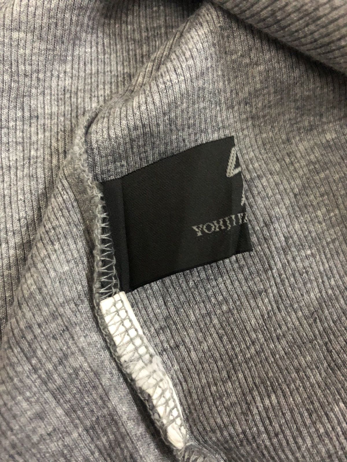 Yohji Yamamoto GRAIL🔥2007 Yohji Yamamoto ™️ Logo Elongated Arm Shirt Size US L / EU 52-54 / 3 - 7 Thumbnail