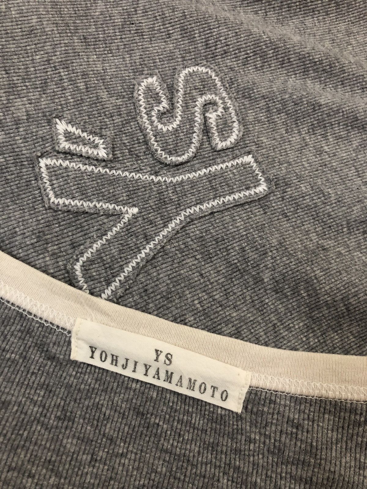 Yohji Yamamoto GRAIL🔥2007 Yohji Yamamoto ™️ Logo Elongated Arm Shirt Size US L / EU 52-54 / 3 - 1 Thumbnail