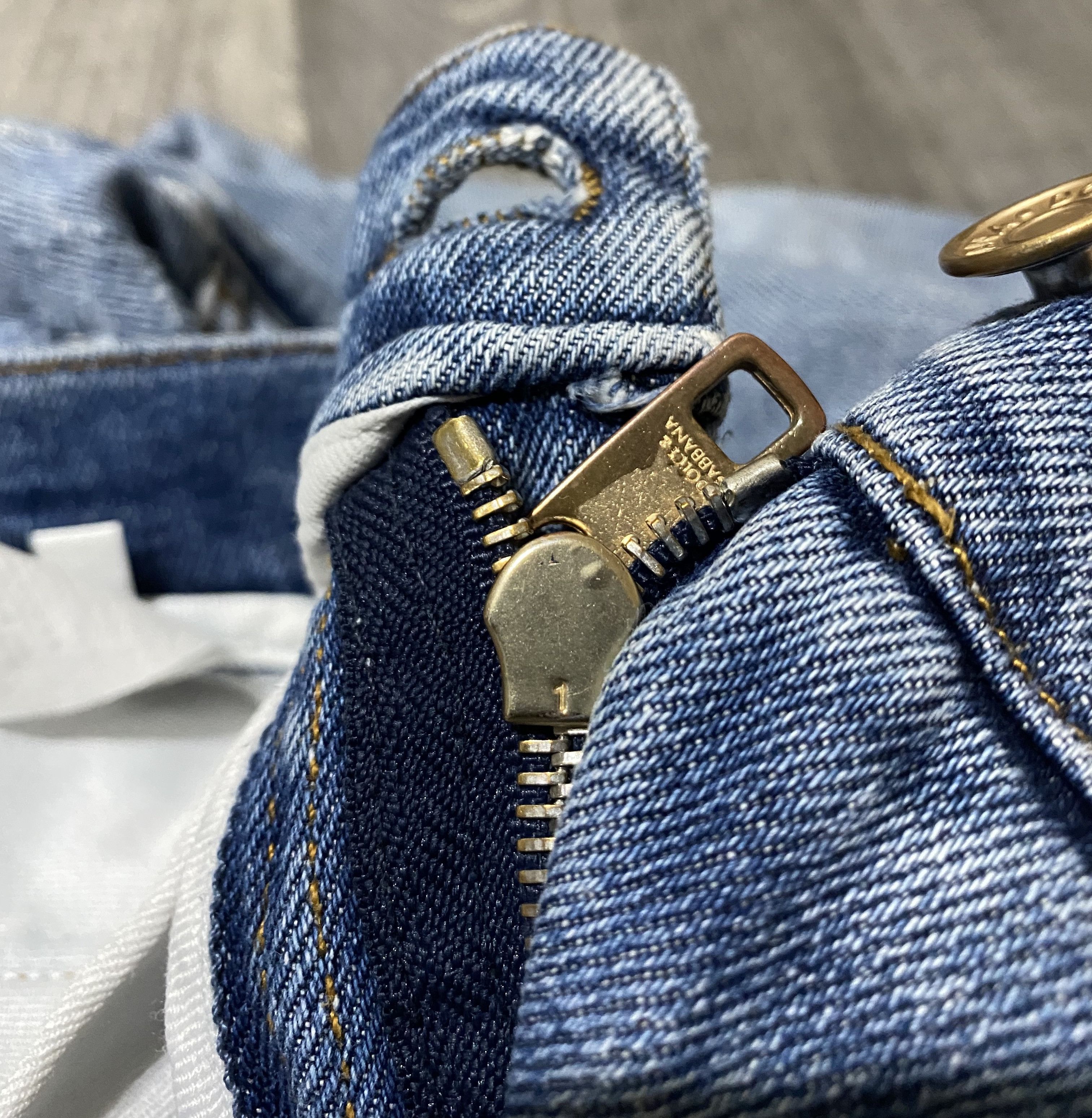 Dolce & Gabbana Dolce & Gabbana D&G Washed Torn Faded Jeans Denim Size US 30 / EU 46 - 10 Thumbnail