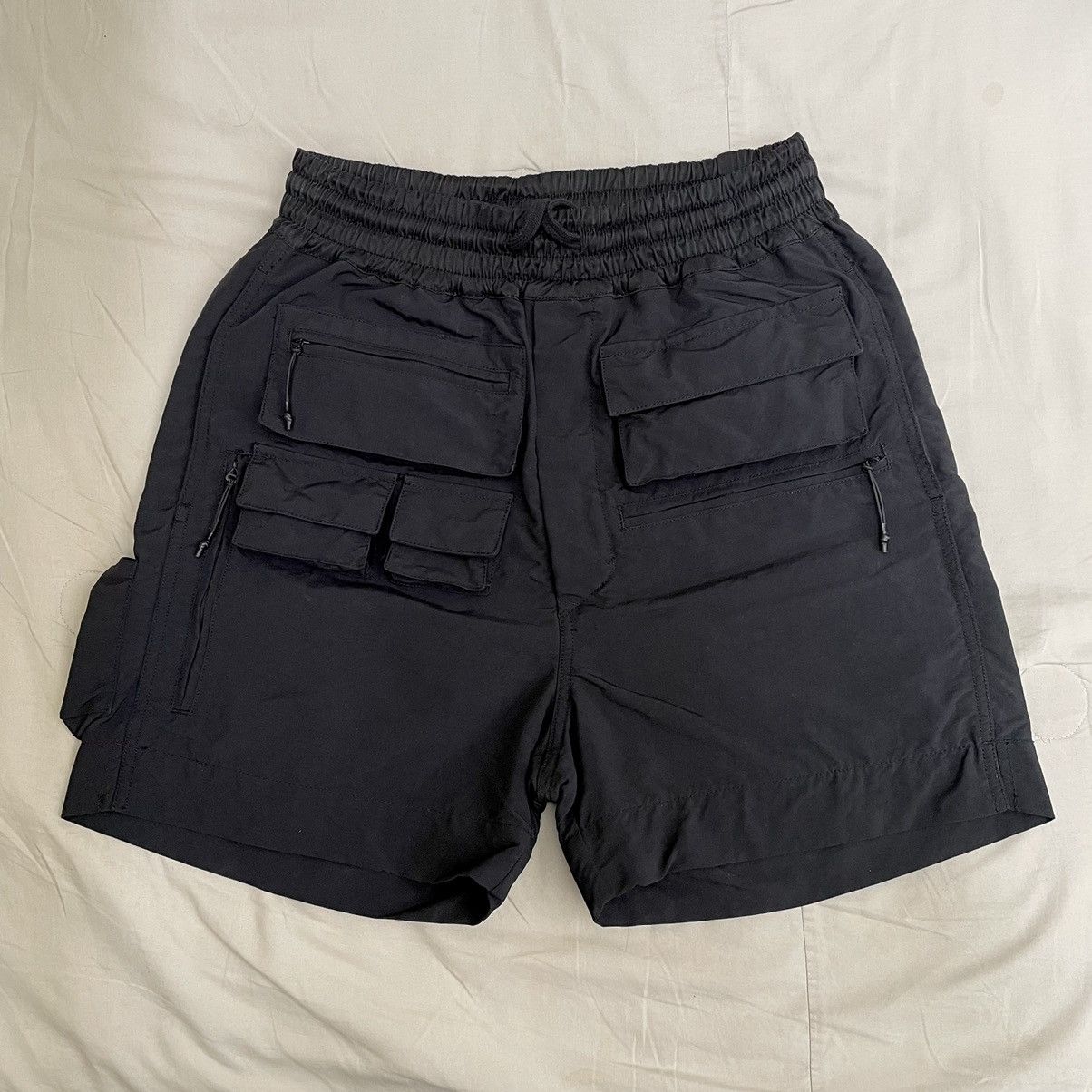 Alyx Who Is Jacov Cargo Utility Shorts - Size Small Size US 30 / EU 46 - 1 Thumbnail