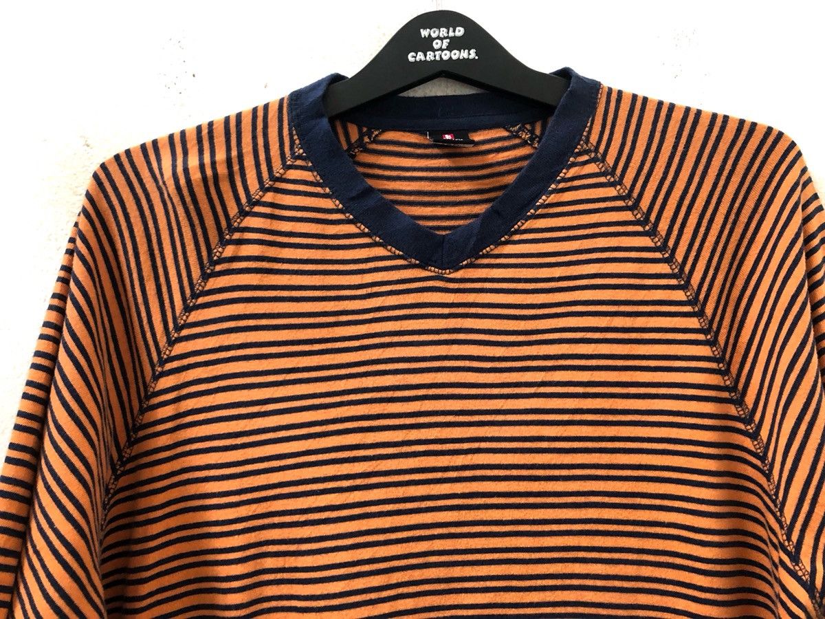 Levi's × Vintage Vintage 90s Levi’s Narrow Striped V neck Oversize tee Size US M / EU 48-50 / 2 - 2 Thumbnail