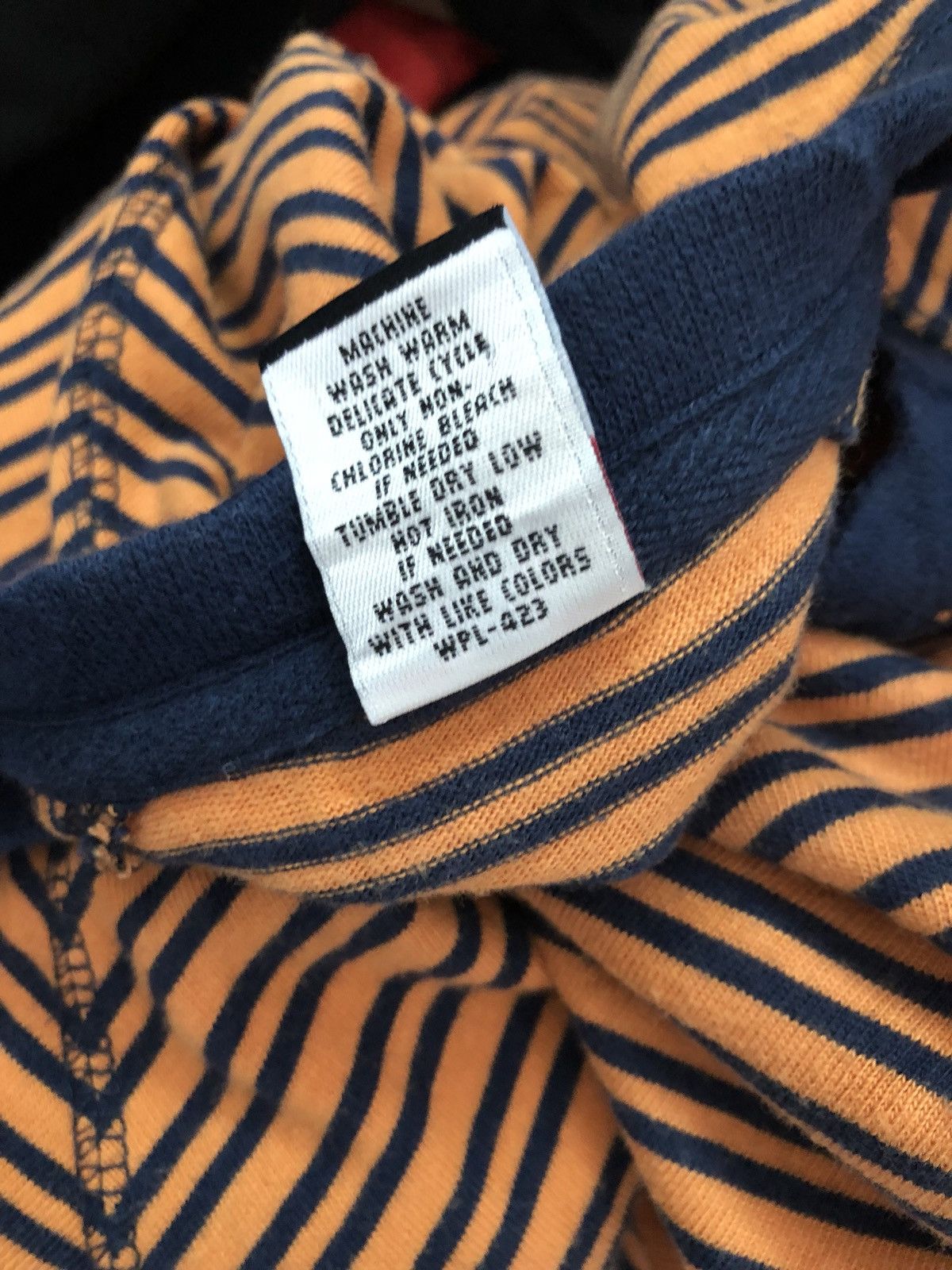Levi's × Vintage Vintage 90s Levi’s Narrow Striped V neck Oversize tee Size US M / EU 48-50 / 2 - 10 Thumbnail