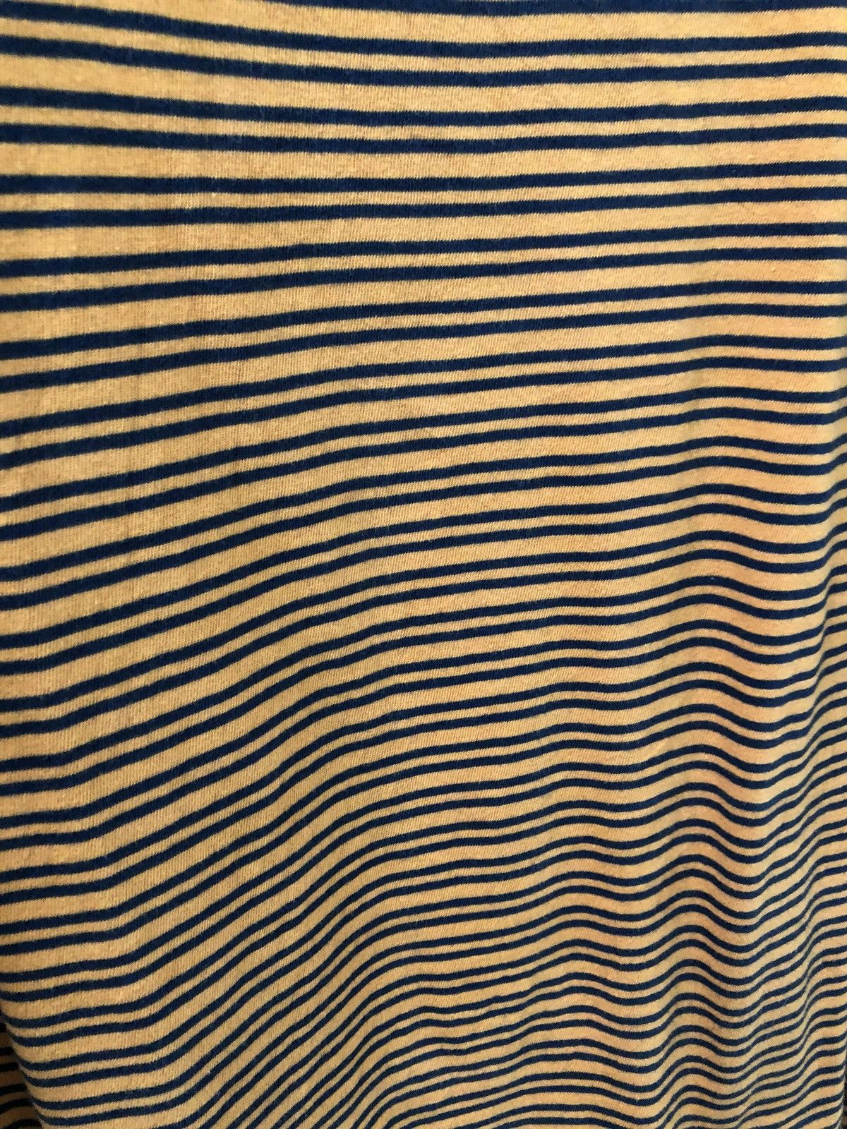 Levi's × Vintage Vintage 90s Levi’s Narrow Striped V neck Oversize tee Size US M / EU 48-50 / 2 - 8 Thumbnail