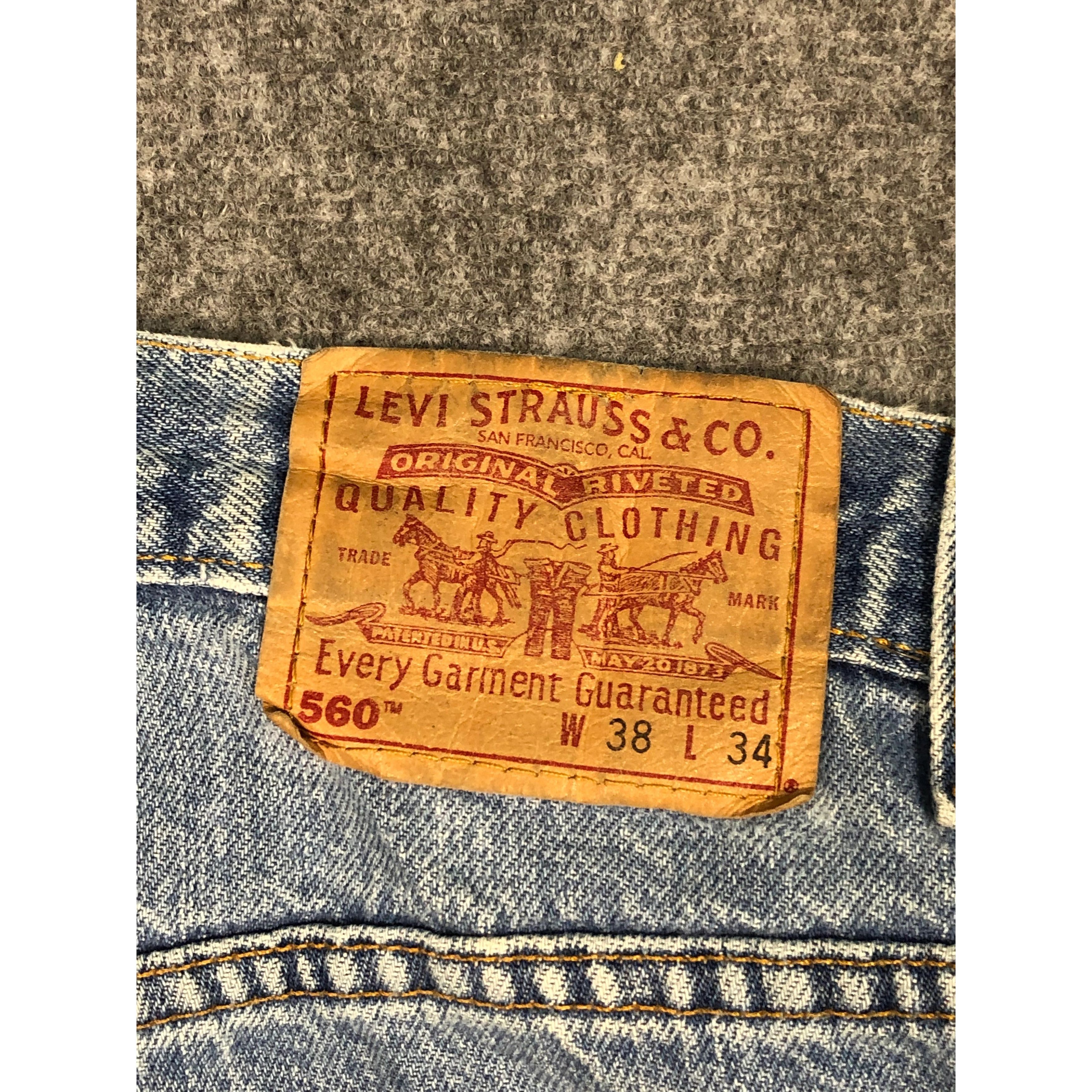 Levi's Vintage 90s Levis 560 Blue Comfort Fit Faded Denim DP0154 Size US 39 - 5 Thumbnail