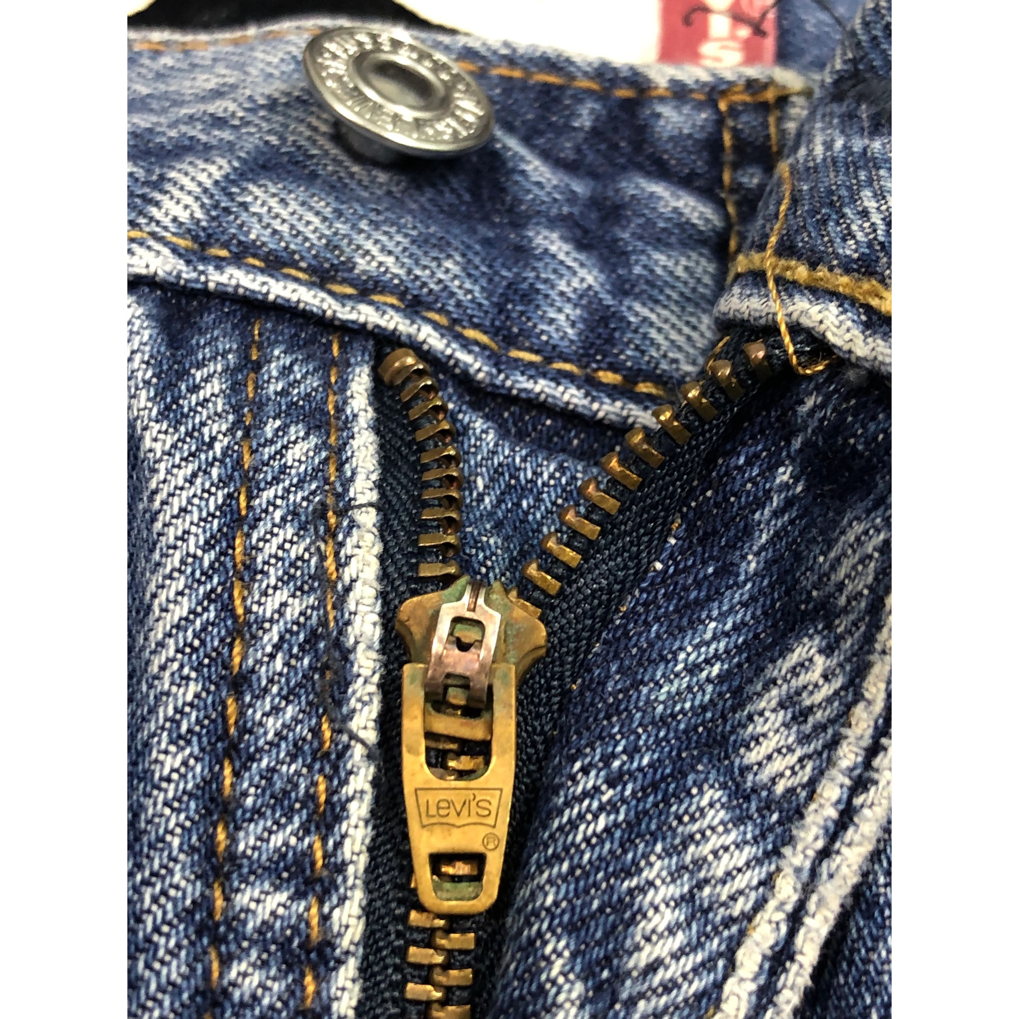 Levi's Vintage Levis 505 Regular Fit Faded Denim DP0157 Size US 39 - 8 Thumbnail