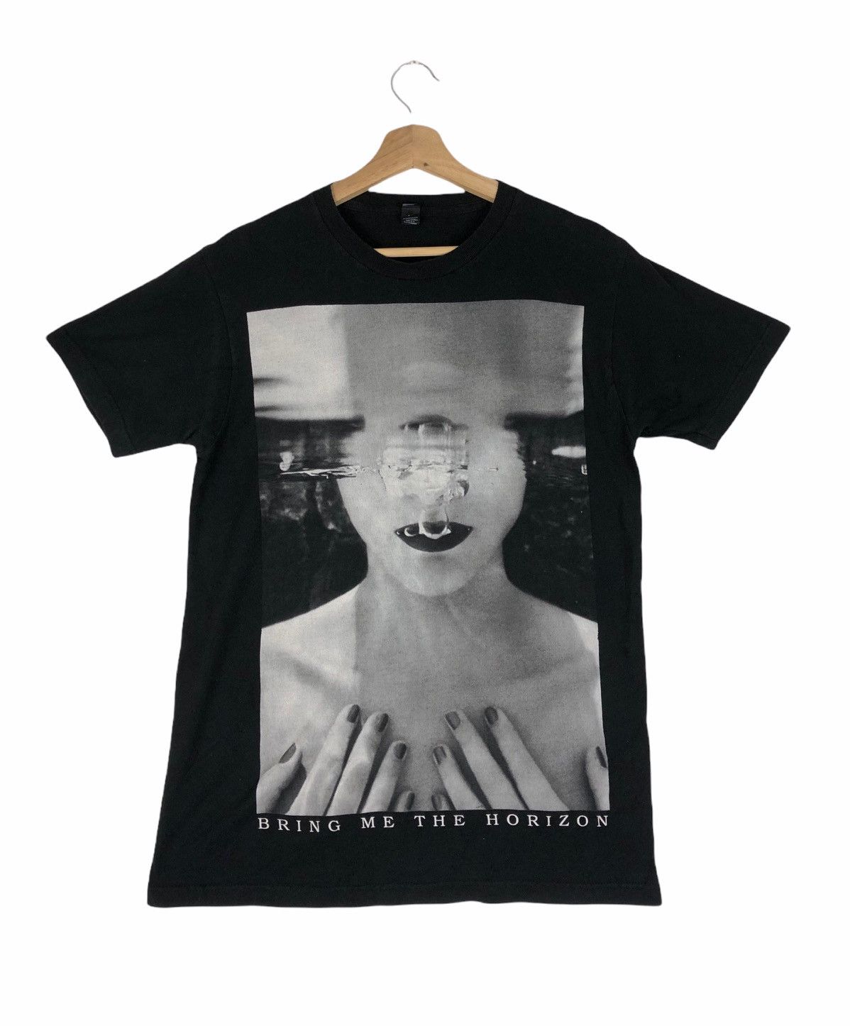 Band Tees Bring Me The Horizon Band T shirt Size US S / EU 44-46 / 1 - 1 Thumbnail