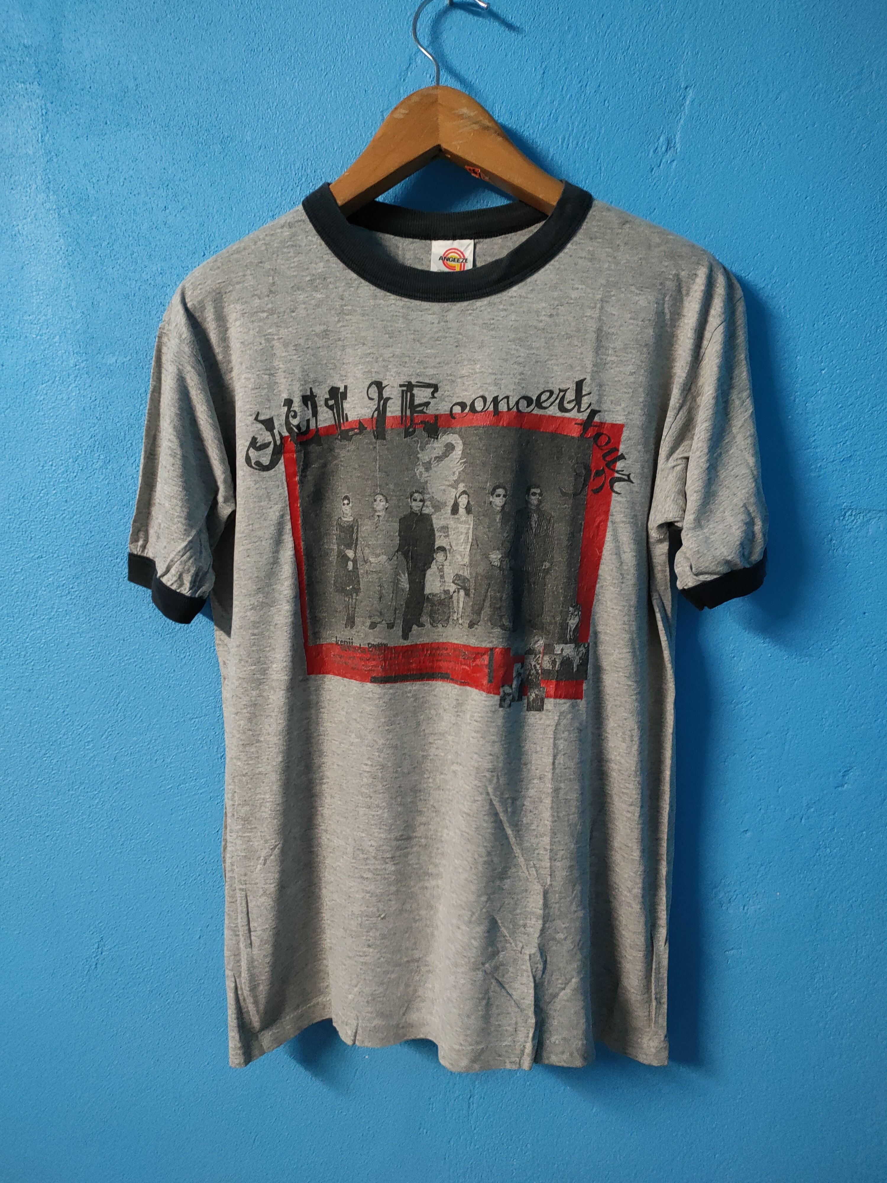 Band Tees Vintage 90s julie concert tour japaness band Size US L / EU 52-54 / 3 - 1 Thumbnail