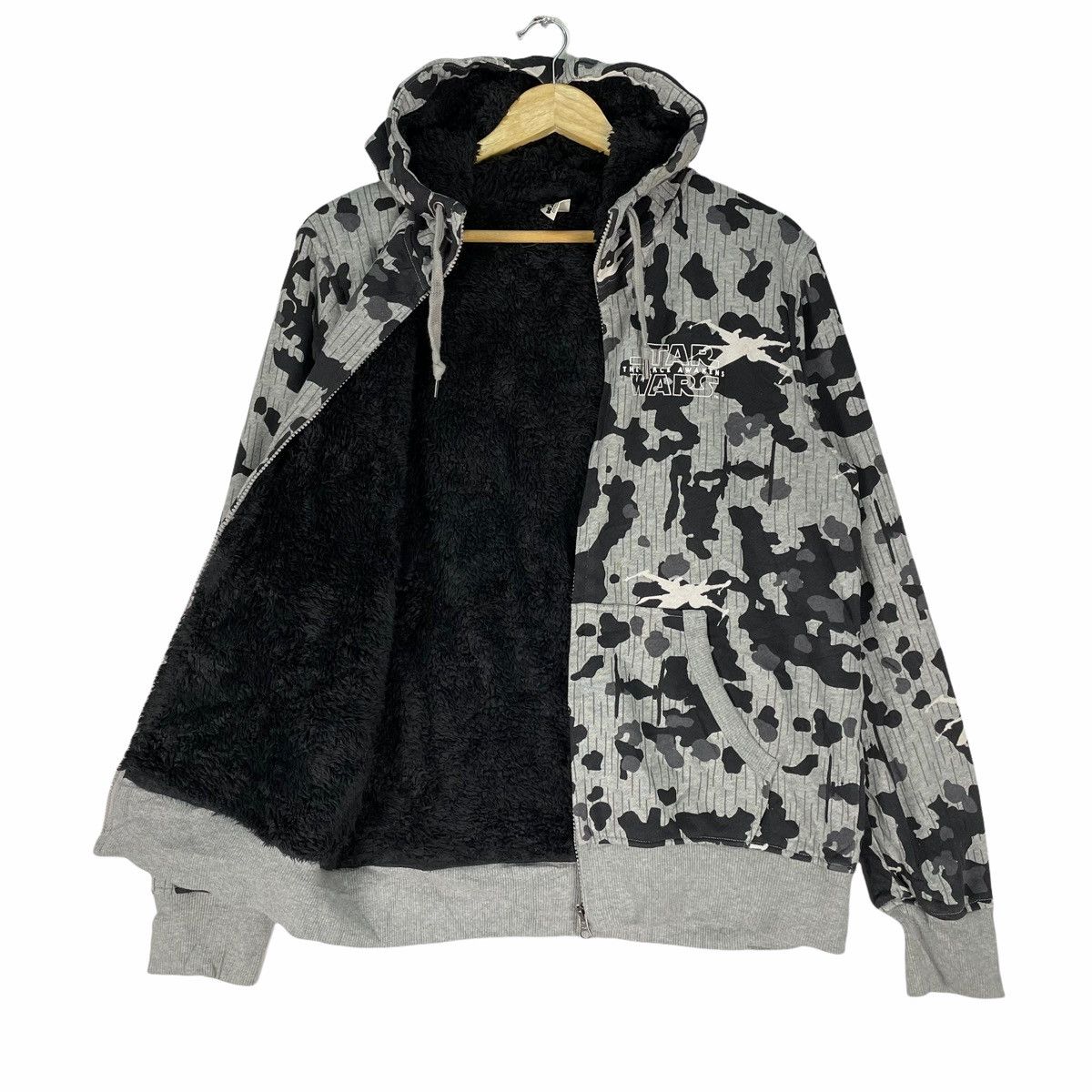 Star Wars 🌟STAR WARS The Force Awakens Hoodie Camo Sherpa Sweatshirt Size US L / EU 52-54 / 3 - 3 Thumbnail