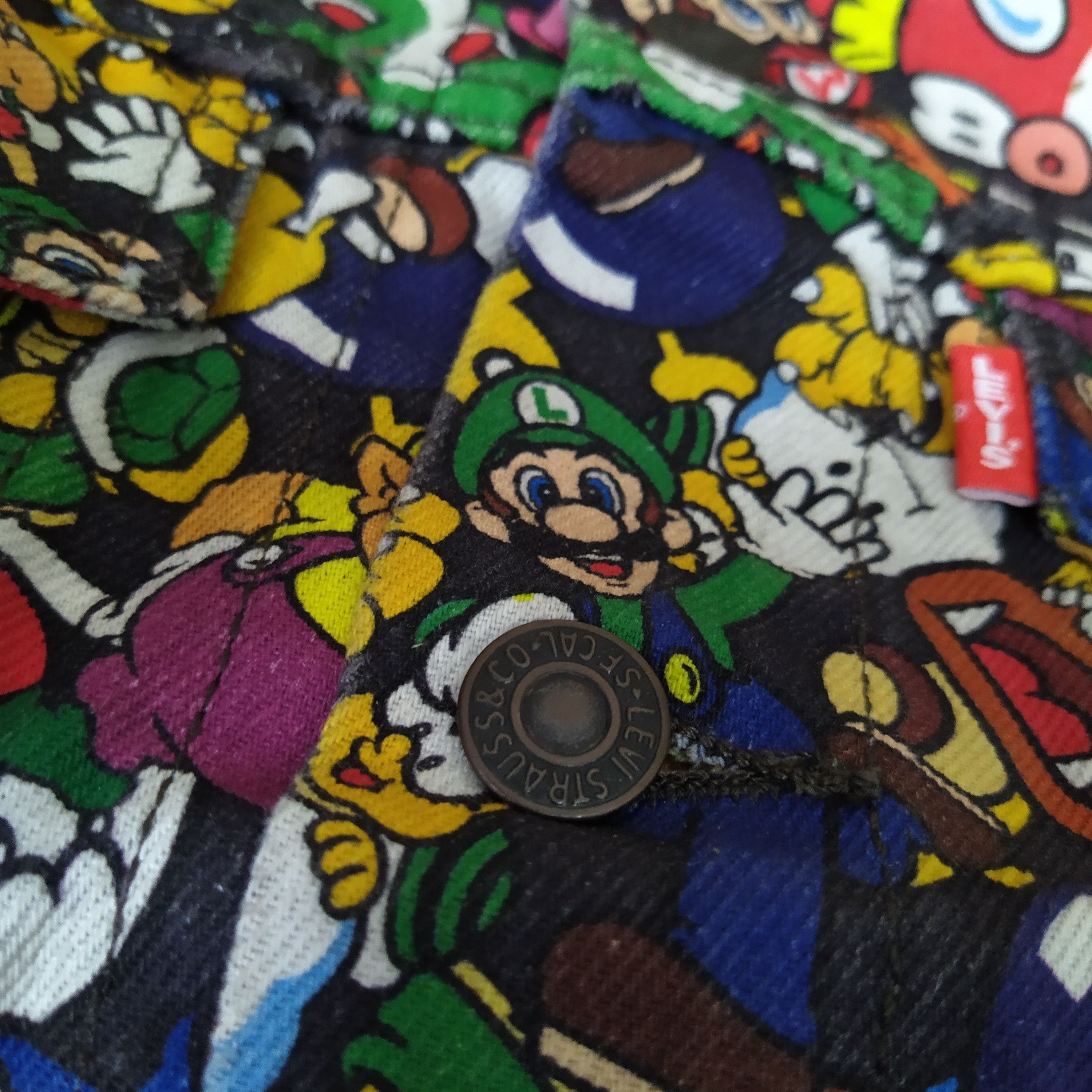 Levi's × Nintendo LEVIS "BIG E" x SUPER MARIO NINTENDO DENIM JACKET (D35) Size US S / EU 44-46 / 1 - 7 Thumbnail