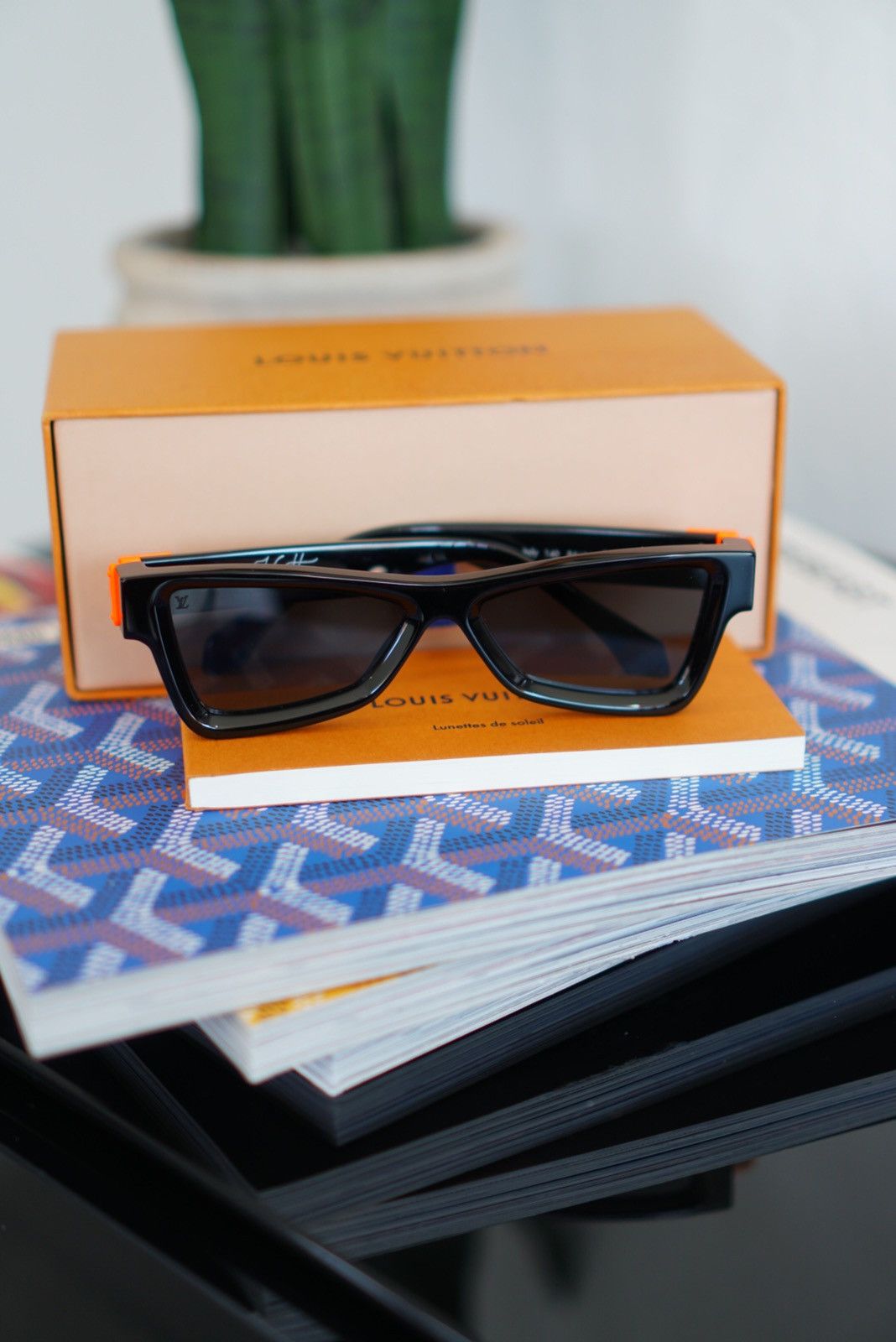 LOUIS VUITTON Acetate Skepitcals Z1161W Sunglasses Black Orange