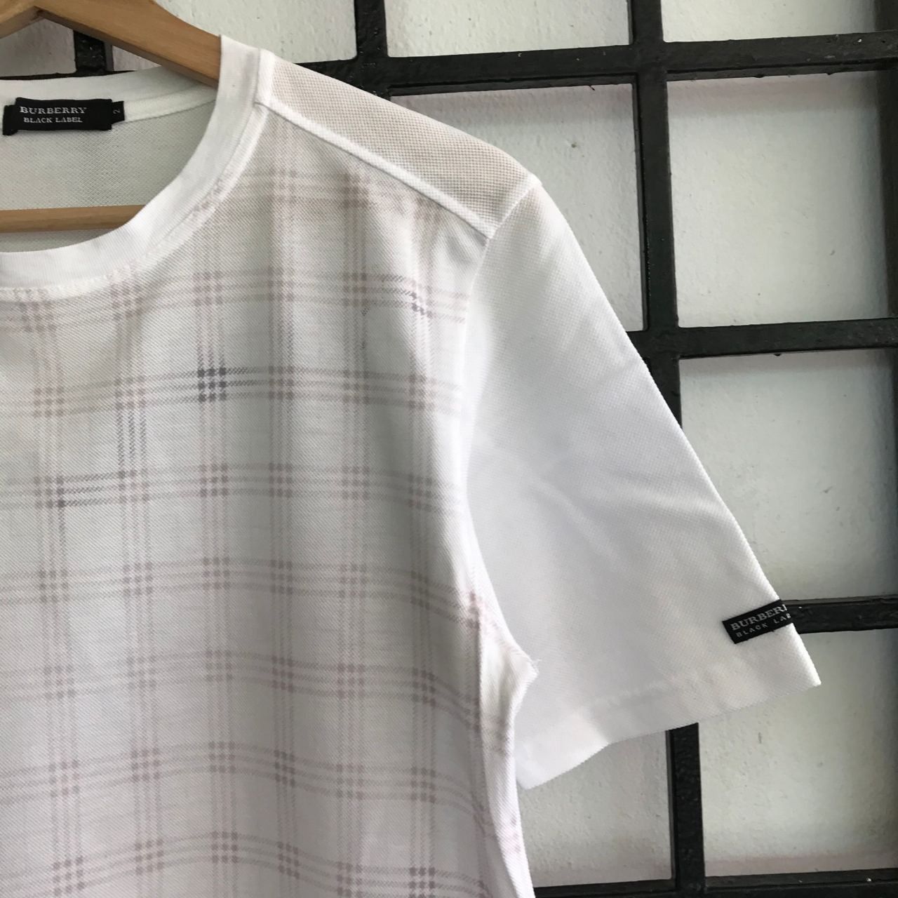 Burberry × Japanese Brand 🔥Vtg BURBERRY BLACK LABEL Nova Check Faded Style Tshirt Size US S / EU 44-46 / 1 - 2 Thumbnail