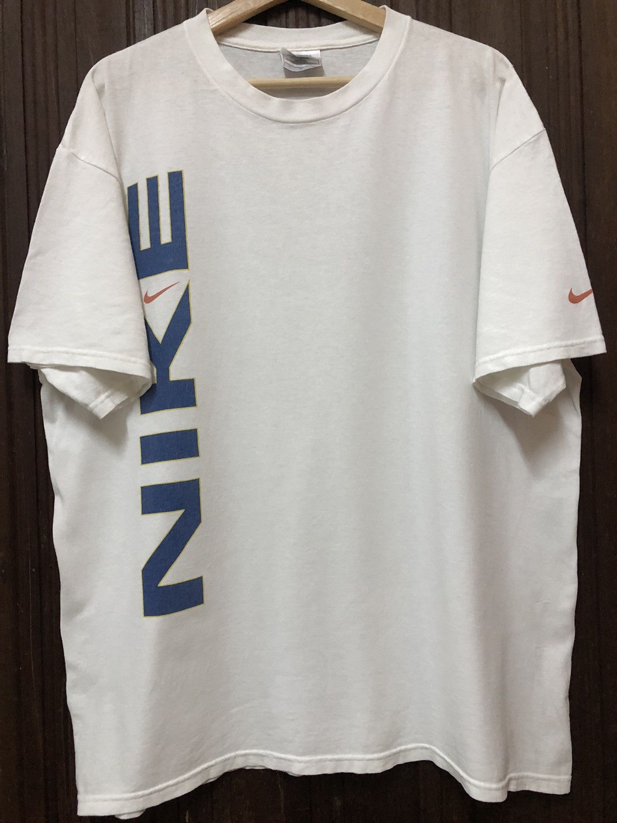 Nike × Vintage Vintage 90s Nike Block Swoosh Spell Out Rare Tee Shirt Size US XL / EU 56 / 4 - 1 Thumbnail