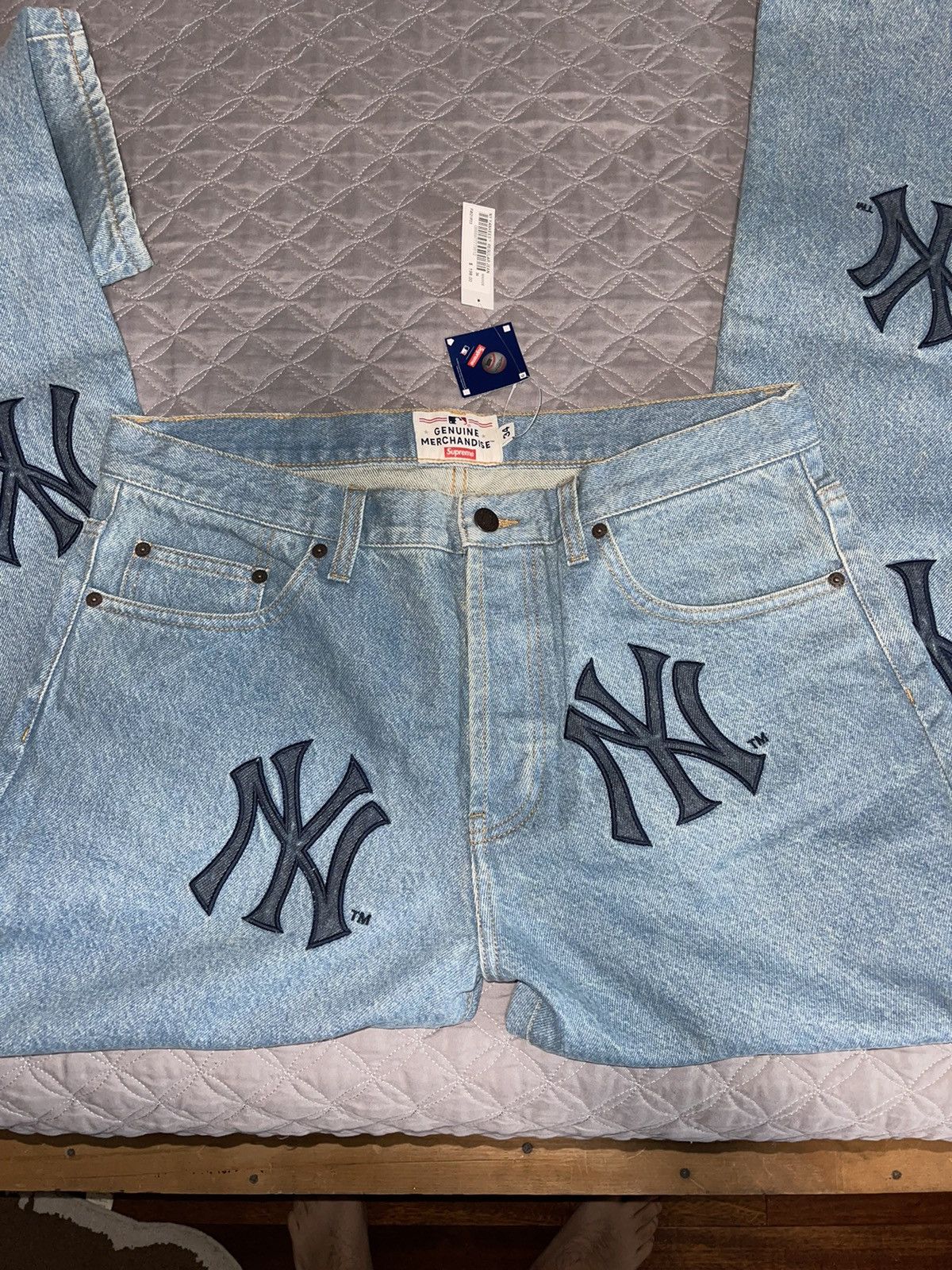 MLB × New York Yankees × Supreme NY Yankees regular Jean MLB × New York Yankees × Supreme NY Yankees regular Jean
