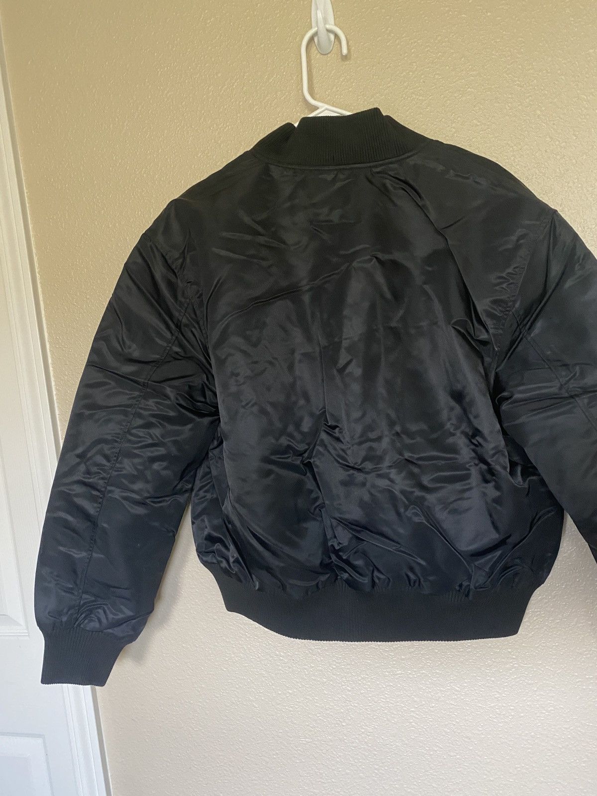 ジャケット・アウター STUSSY SURFMAN STADIUM JACKET Stussy Unisex Surfman Stadium Bomber Jacket Black 115580