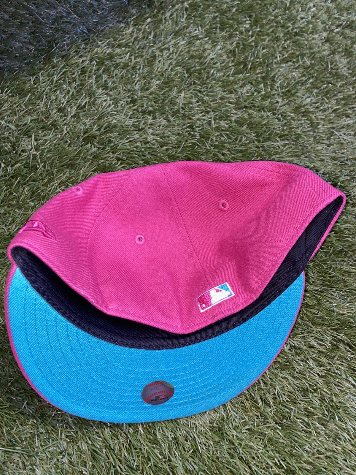 New Era 7 1/4 SEATTLE MARINERS EXCLUSIVE FITTED W SIDEPATCH Size ONE SIZE - 3 Thumbnail