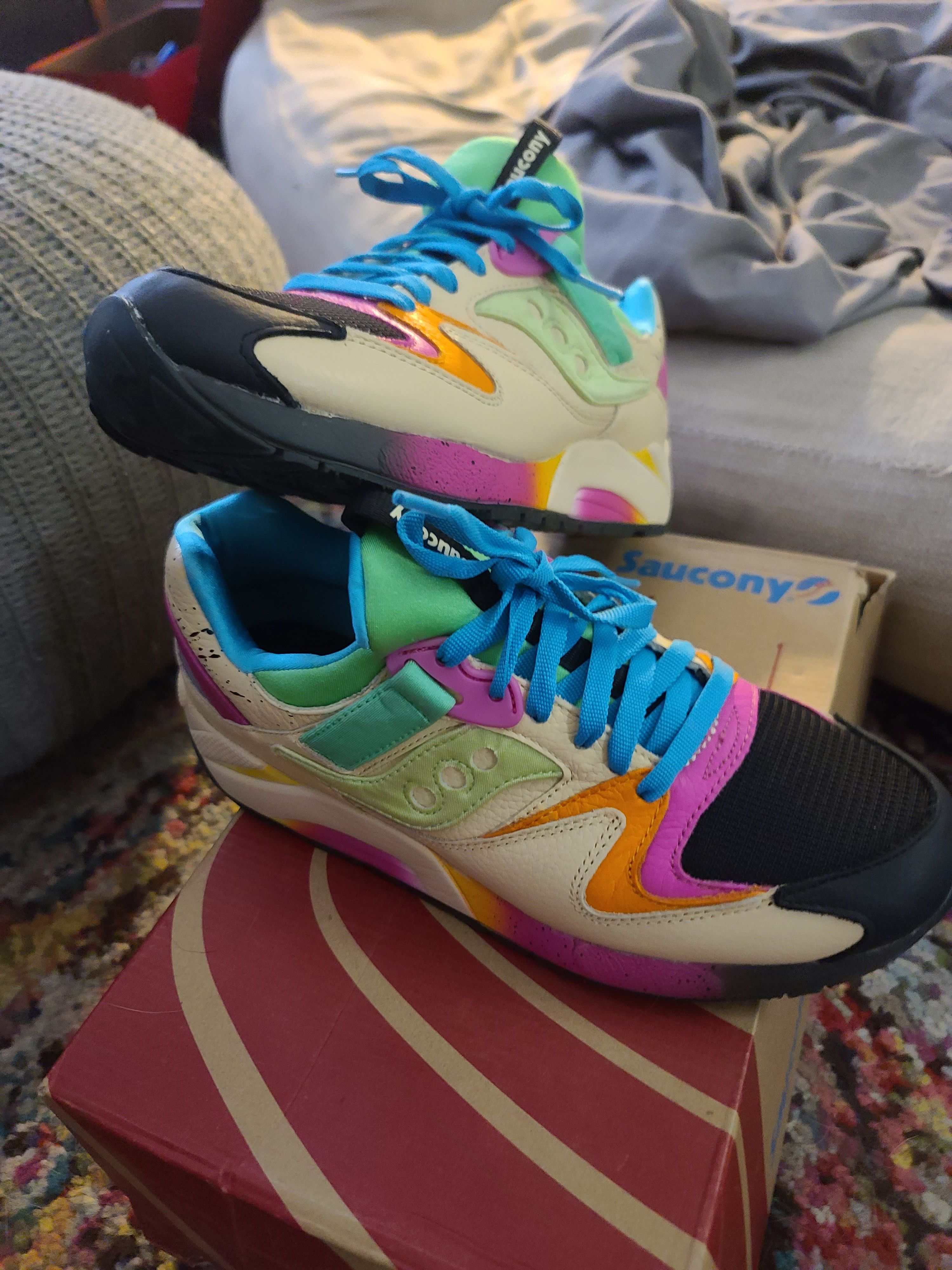 Saucony Shoe gallery x grid 9000 locals only Grailed